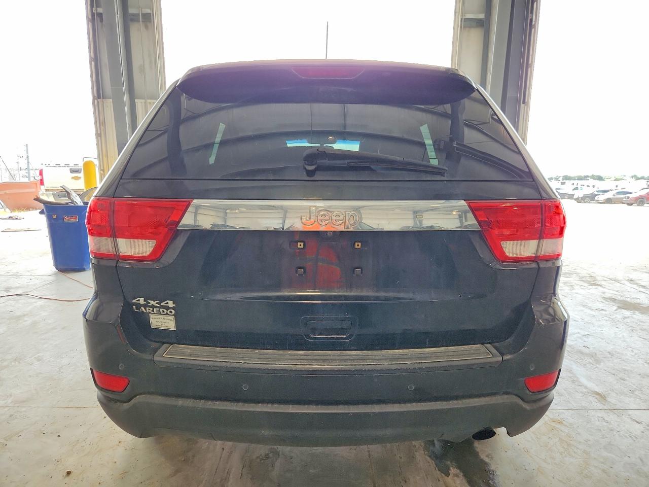 2011 Jeep Grand Cherokee Laredo Black vin: 1J4RR4GG4BC602127