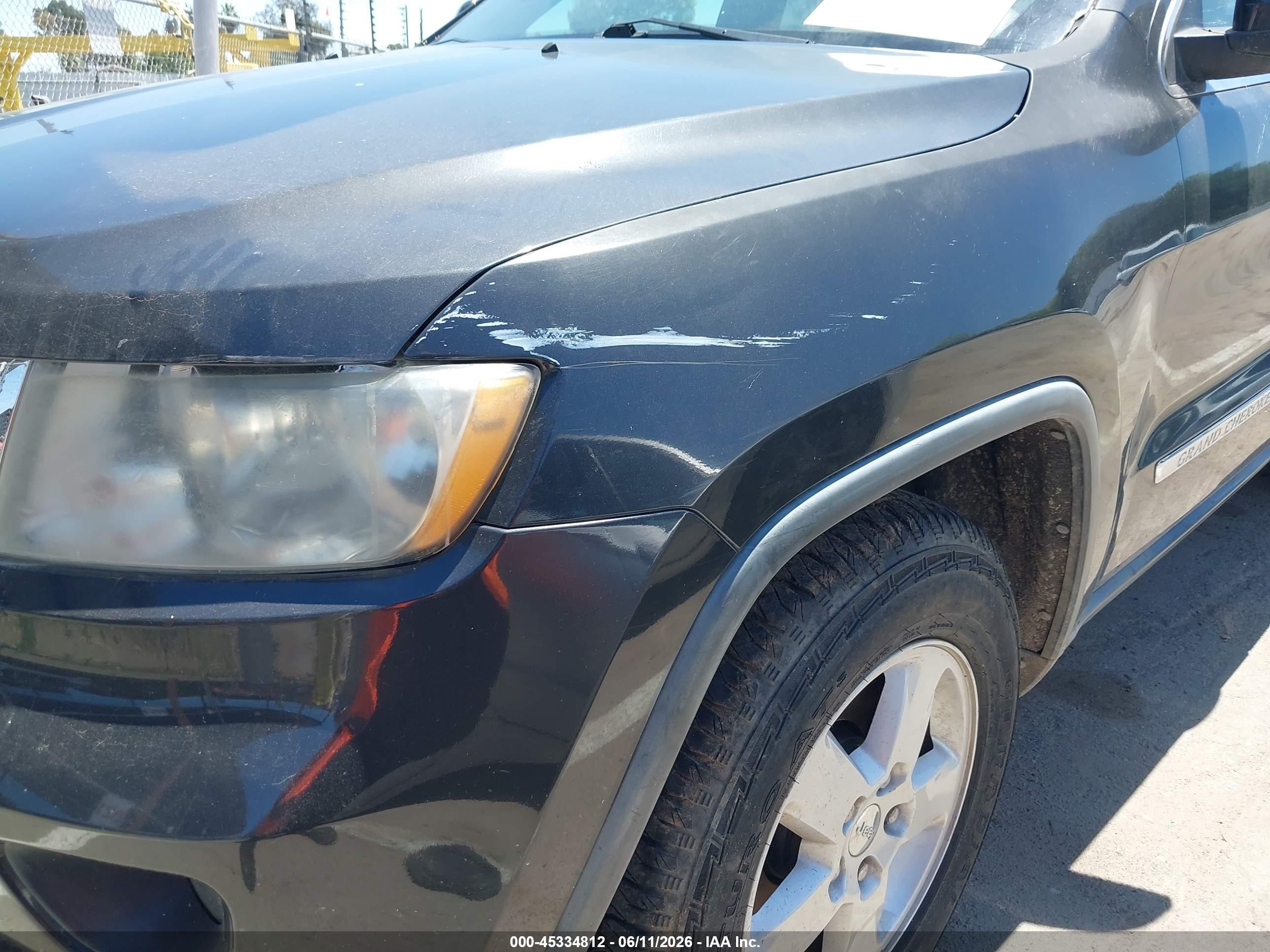 2011 Jeep Grand Cherokee Laredo Черный vin: 1J4RR4GG4BC654650