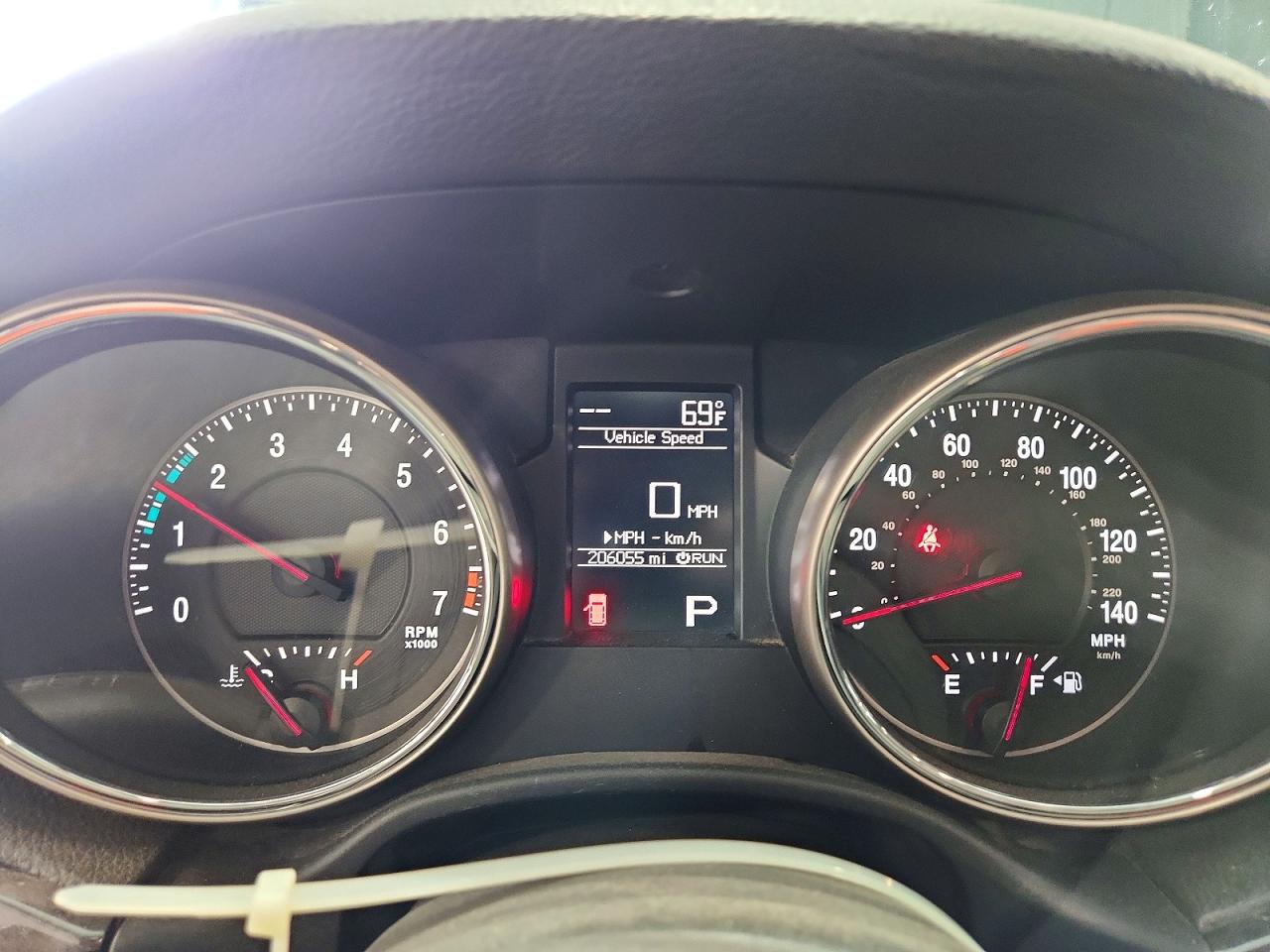 2011 Jeep Grand Cherokee Laredo Green vin: 1J4RR4GG4BC675143