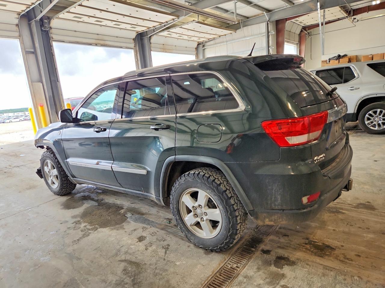 2011 Jeep Grand Cherokee Laredo Green vin: 1J4RR4GG4BC675143