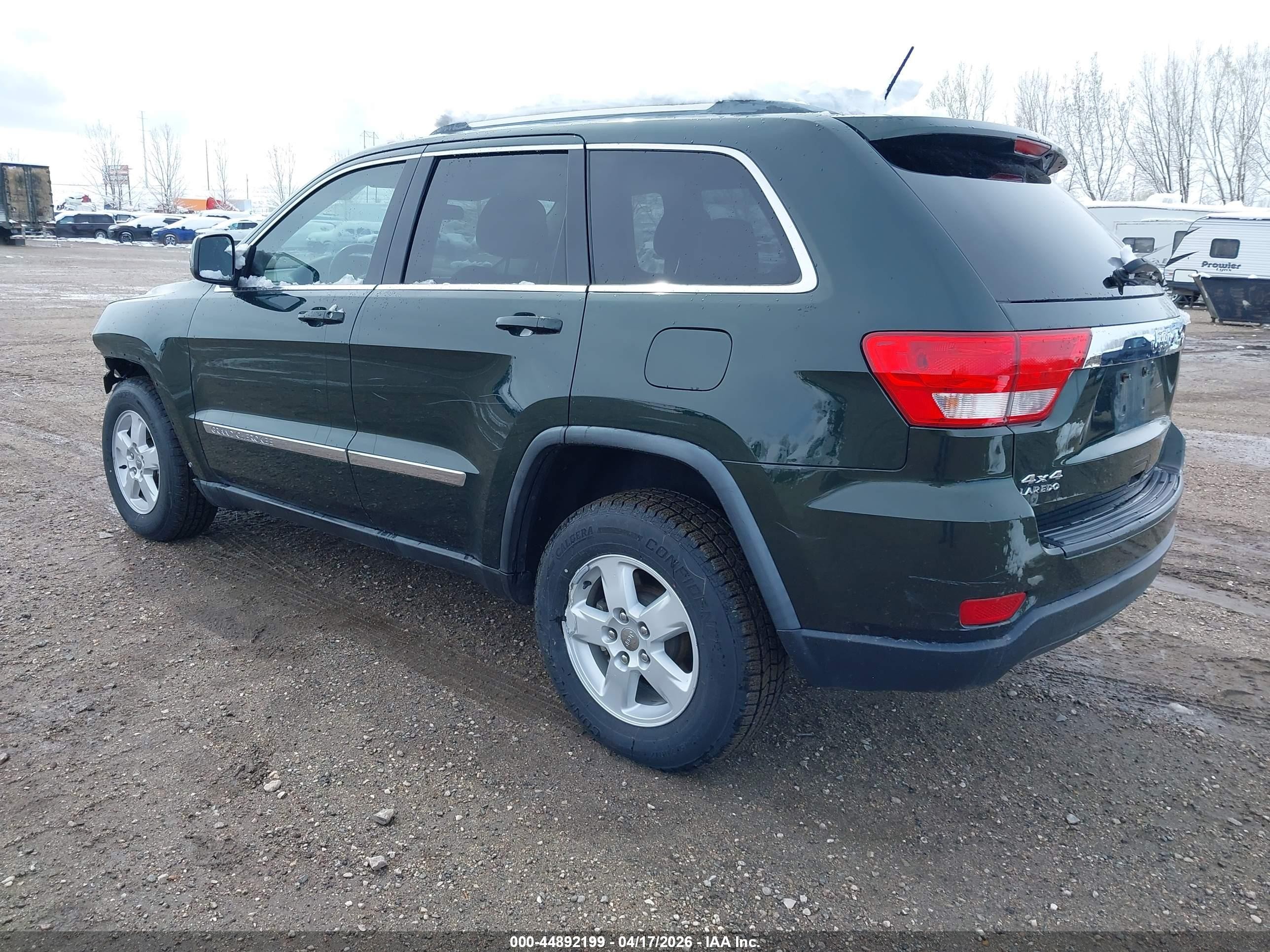 2011 Jeep Grand Cherokee Laredo Green vin: 1J4RR4GG4BC681623