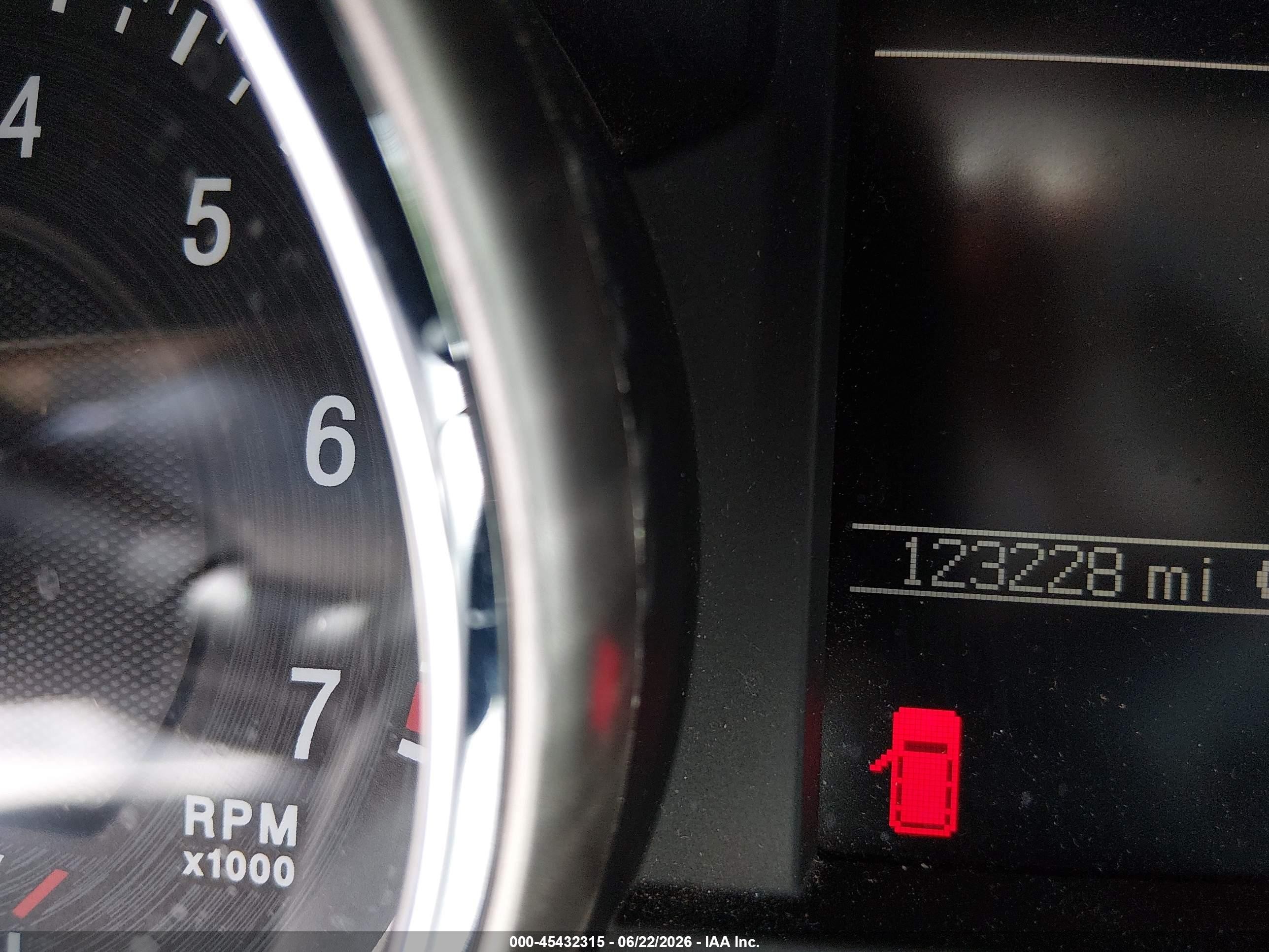 2011 Jeep Grand Cherokee Laredo Черный vin: 1J4RR4GG4BC701532