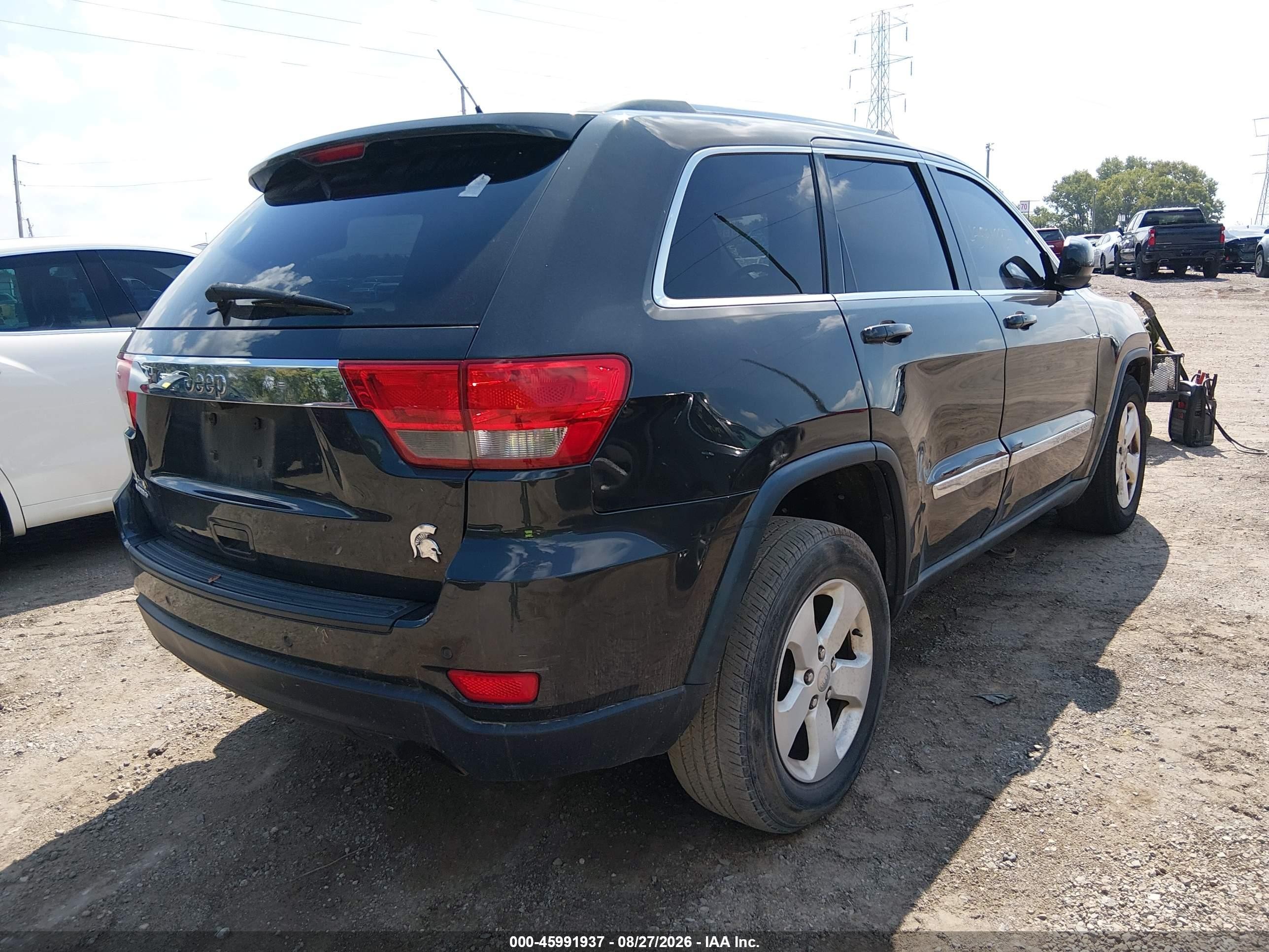 2011 Jeep Grand Cherokee Laredo Gray vin: 1J4RR4GG4BC718122