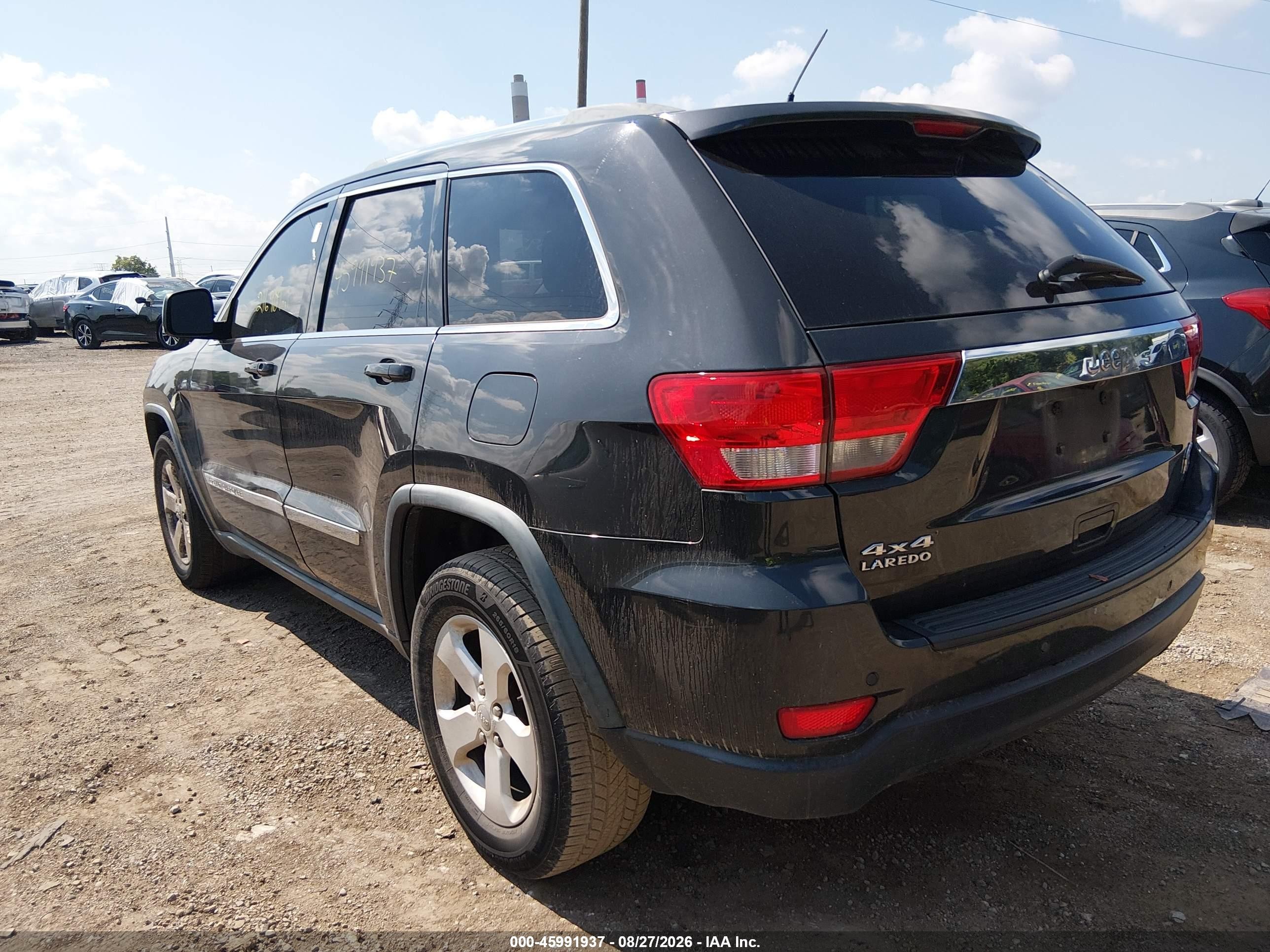 2011 Jeep Grand Cherokee Laredo Gray vin: 1J4RR4GG4BC718122