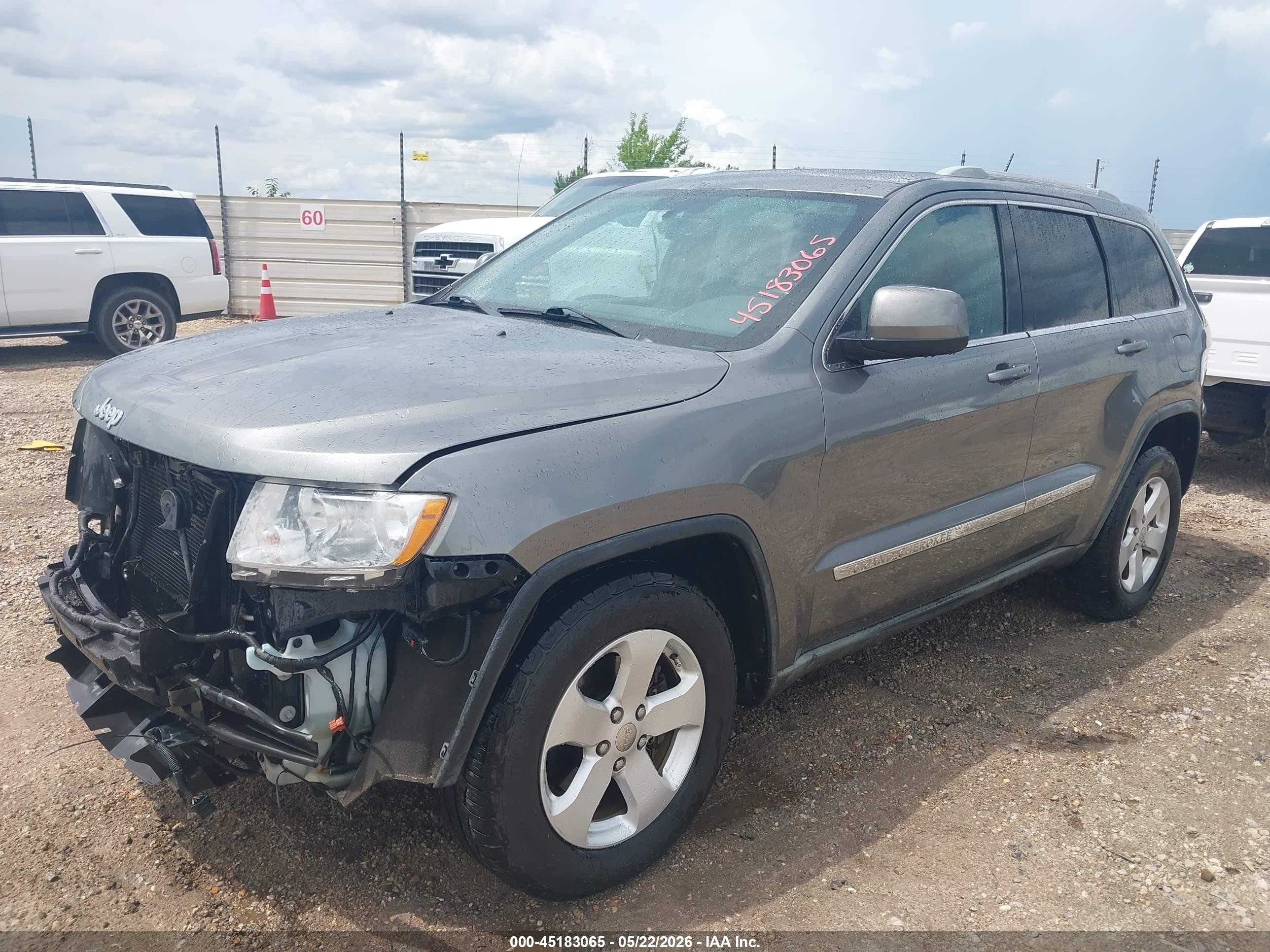 2011 Jeep Grand Cherokee Laredo Gray vin: 1J4RR4GG4BC721280