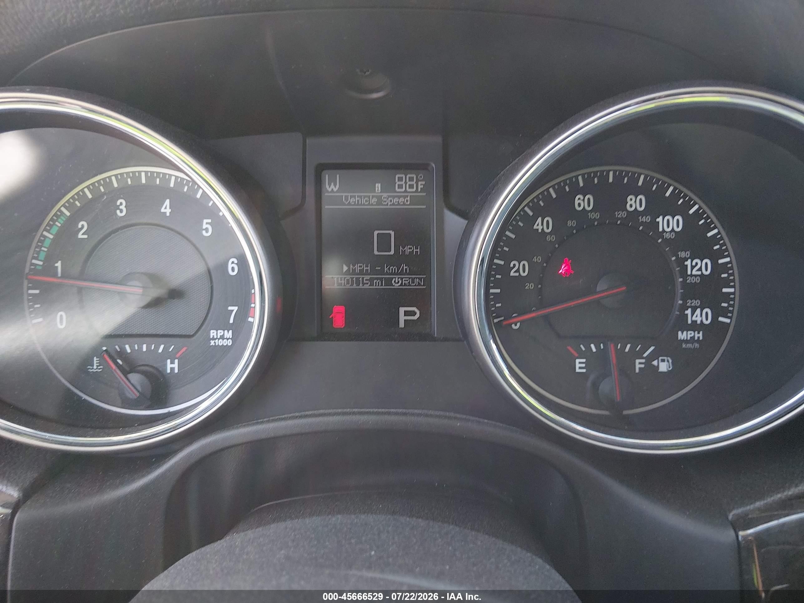 2011 Jeep Grand Cherokee Laredo Beige vin: 1J4RR4GG4BC734644