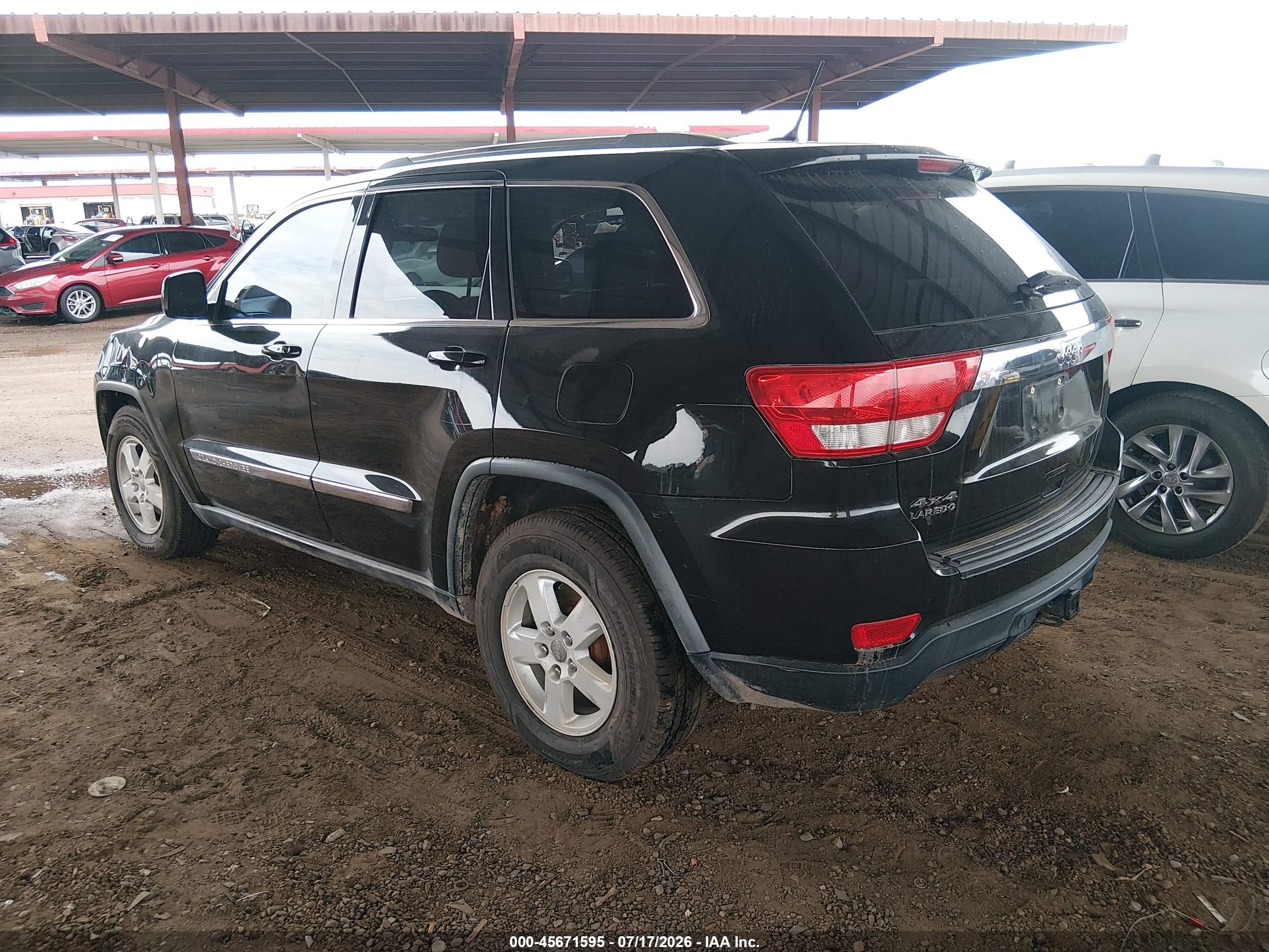 2011 Jeep Grand Cherokee Laredo Black vin: 1J4RR4GG5BC520049