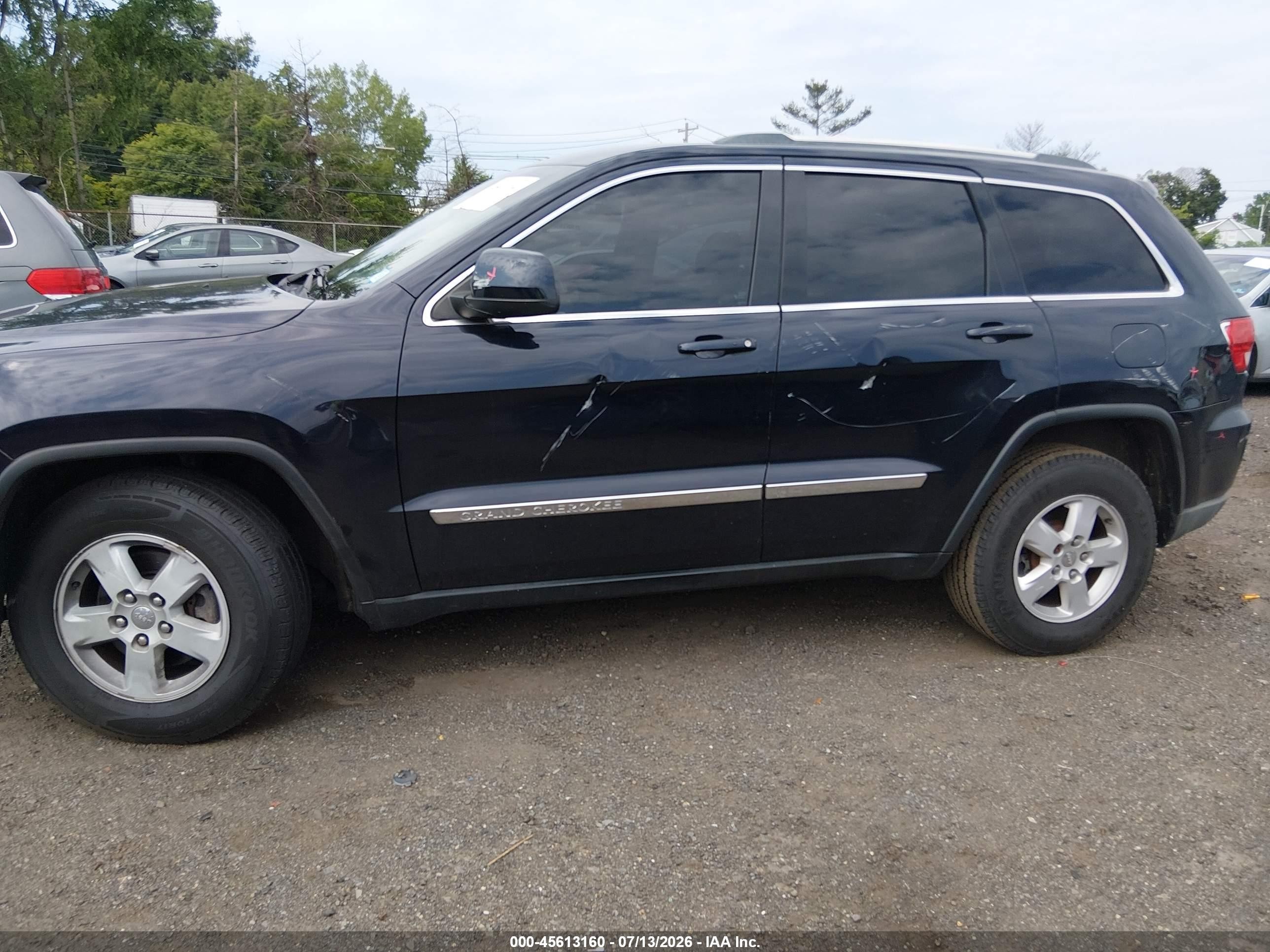 2011 Jeep Grand Cherokee Laredo Black vin: 1J4RR4GG5BC523758