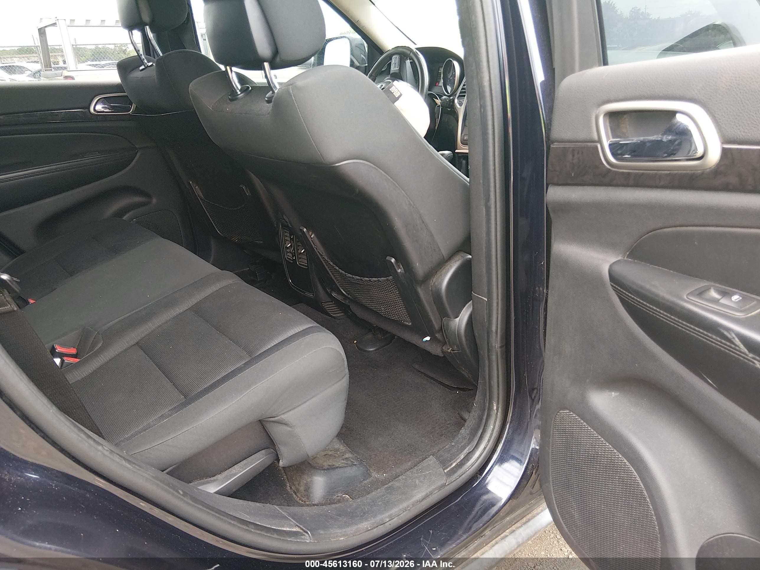 2011 Jeep Grand Cherokee Laredo Black vin: 1J4RR4GG5BC523758
