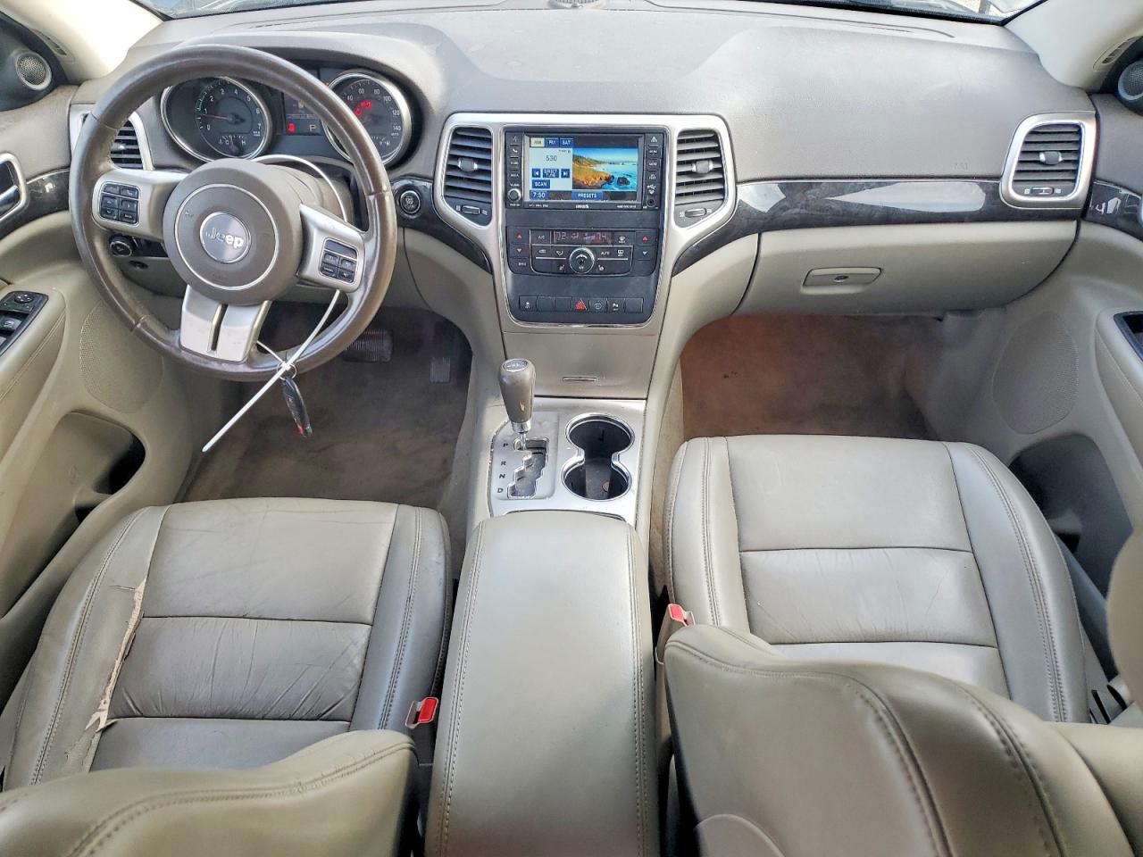 2011 Jeep Grand Cherokee Laredo Gray vin: 1J4RR4GG5BC544187