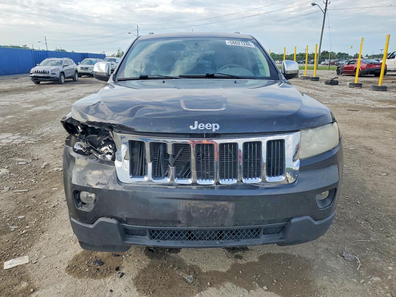 2011 Jeep Grand Cherokee Laredo Gray vin: 1J4RR4GG5BC544187