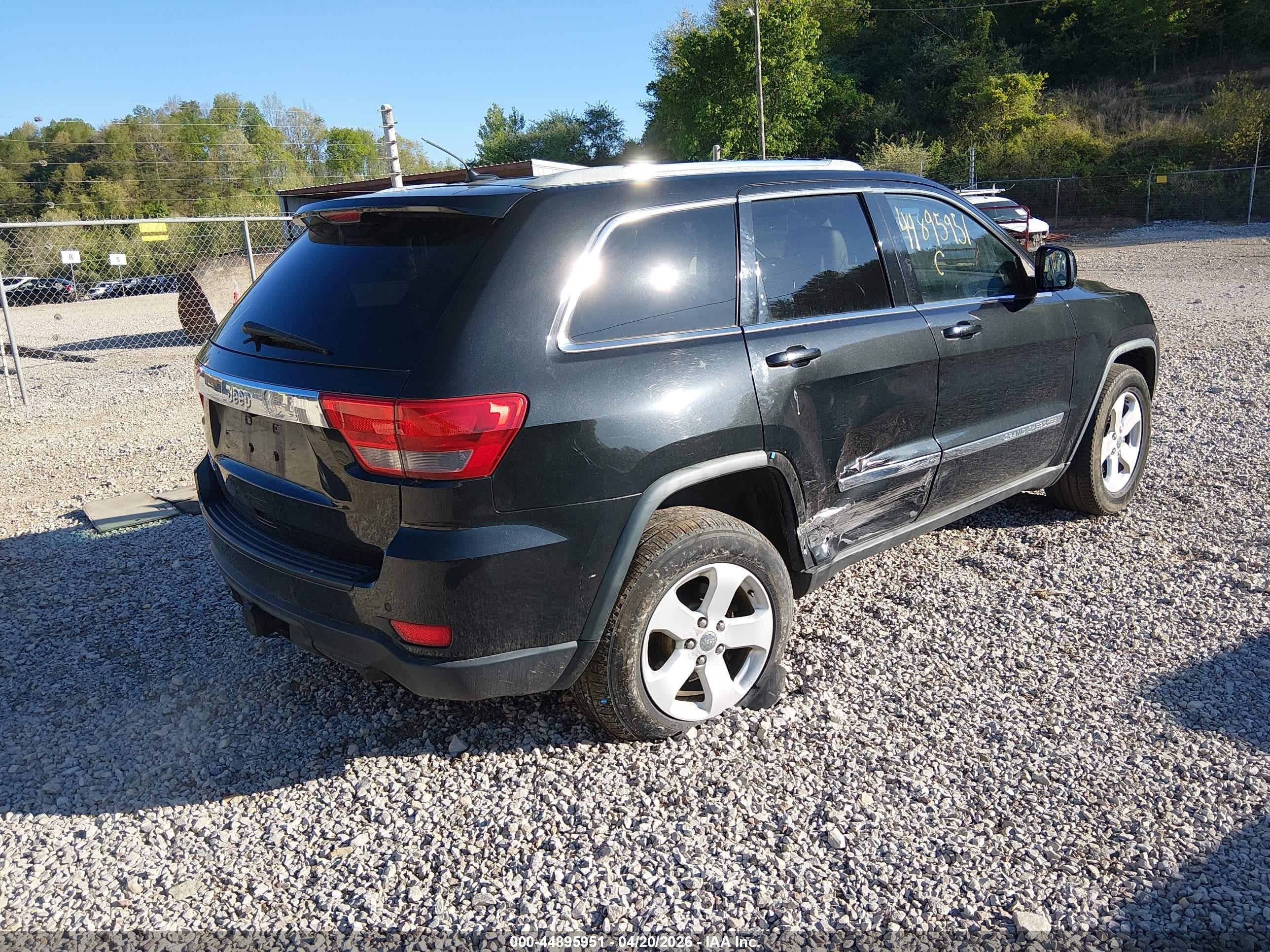 2011 Jeep Grand Cherokee Laredo Black vin: 1J4RR4GG5BC544268