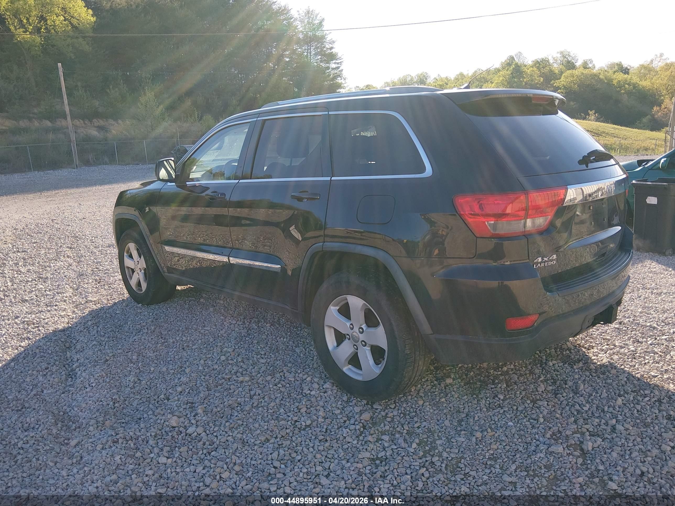 2011 Jeep Grand Cherokee Laredo Black vin: 1J4RR4GG5BC544268