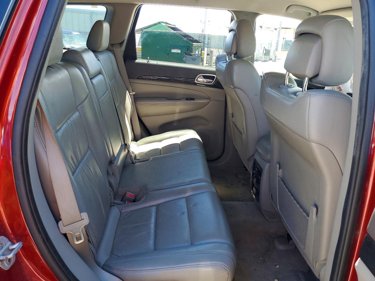 2011 Jeep Grand Cherokee Laredo Red vin: 1J4RR4GG5BC544660