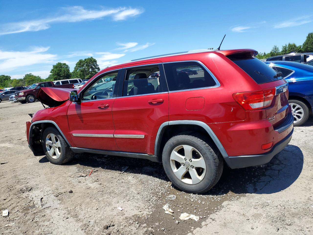 2011 Jeep Grand Cherokee Laredo Red vin: 1J4RR4GG5BC544660