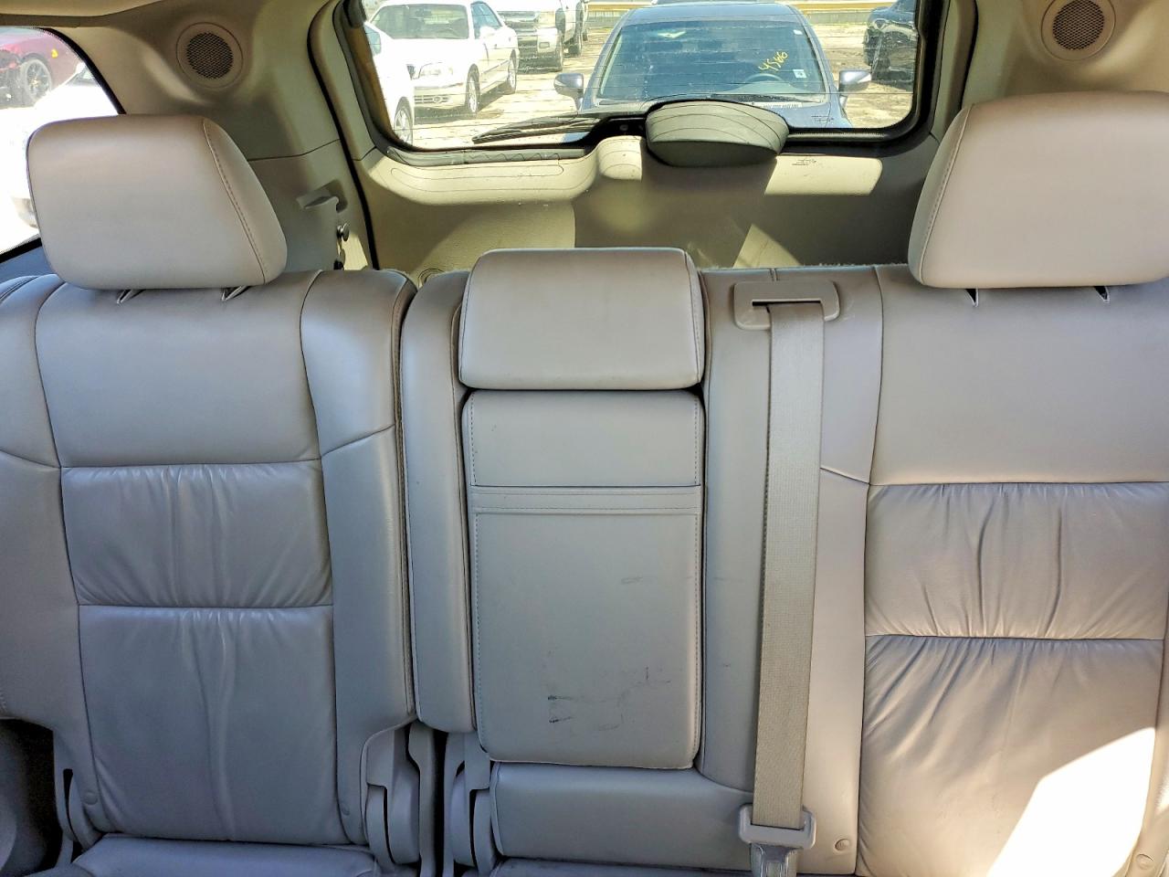 2011 Jeep Grand Cherokee Laredo Red vin: 1J4RR4GG5BC544660