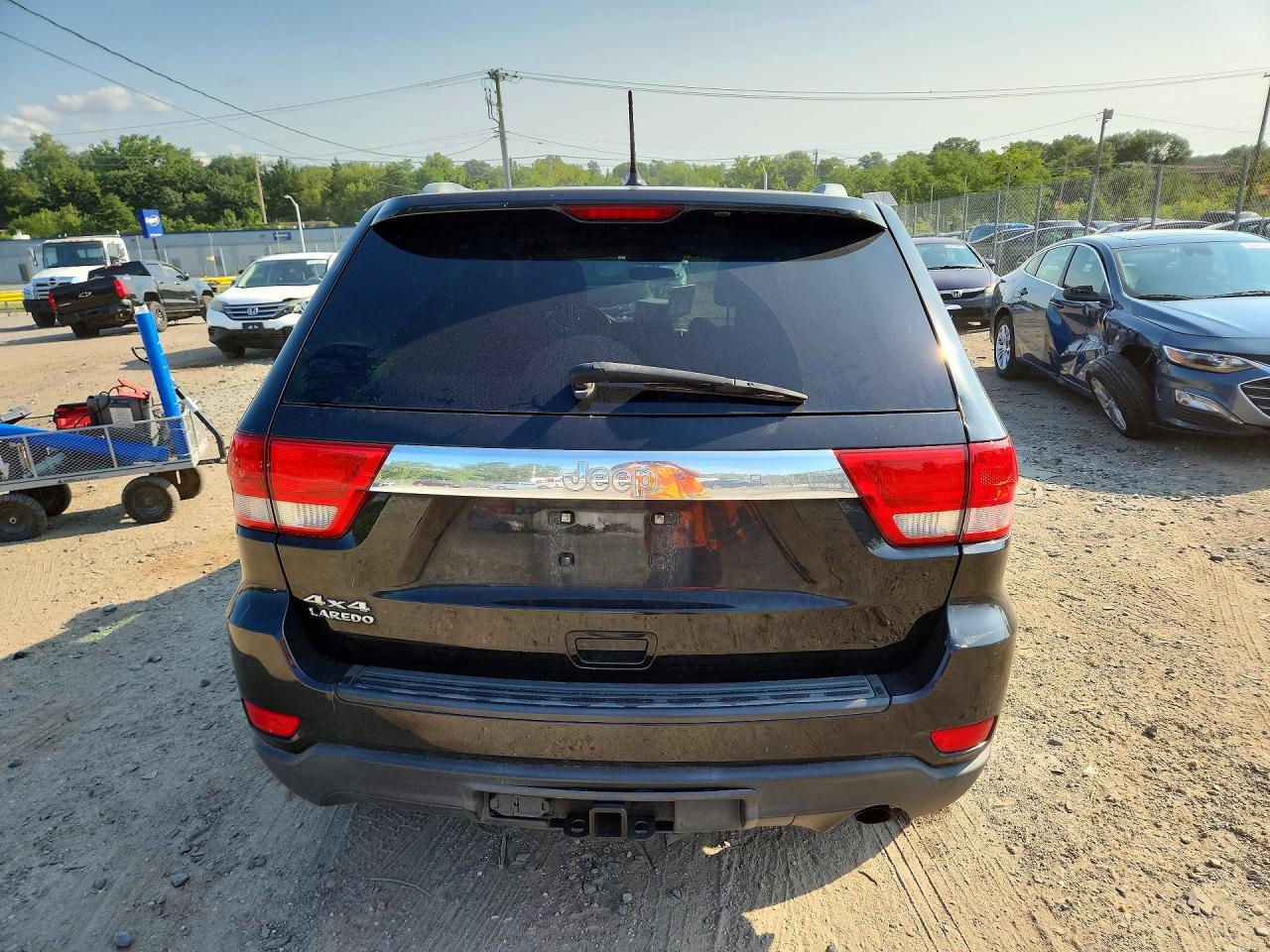 2011 Jeep Grand Cherokee Laredo Charcoal vin: 1J4RR4GG5BC567324