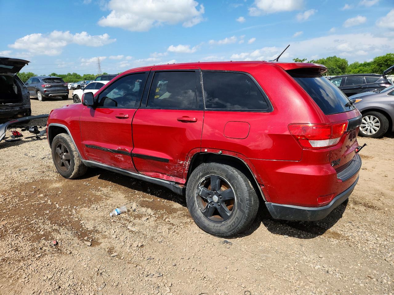 2011 Jeep Grand Cherokee Laredo Красный vin: 1J4RR4GG5BC571616