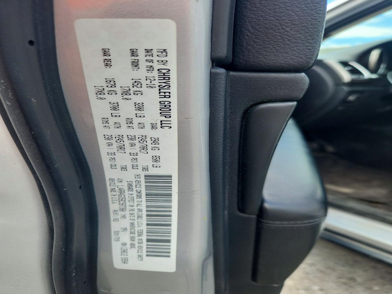 2011 Jeep Grand Cherokee Laredo Silver vin: 1J4RR4GG5BC587380