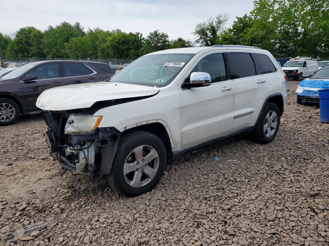2011 Jeep Grand Cherokee Laredo White vin: 1J4RR4GG5BC587590