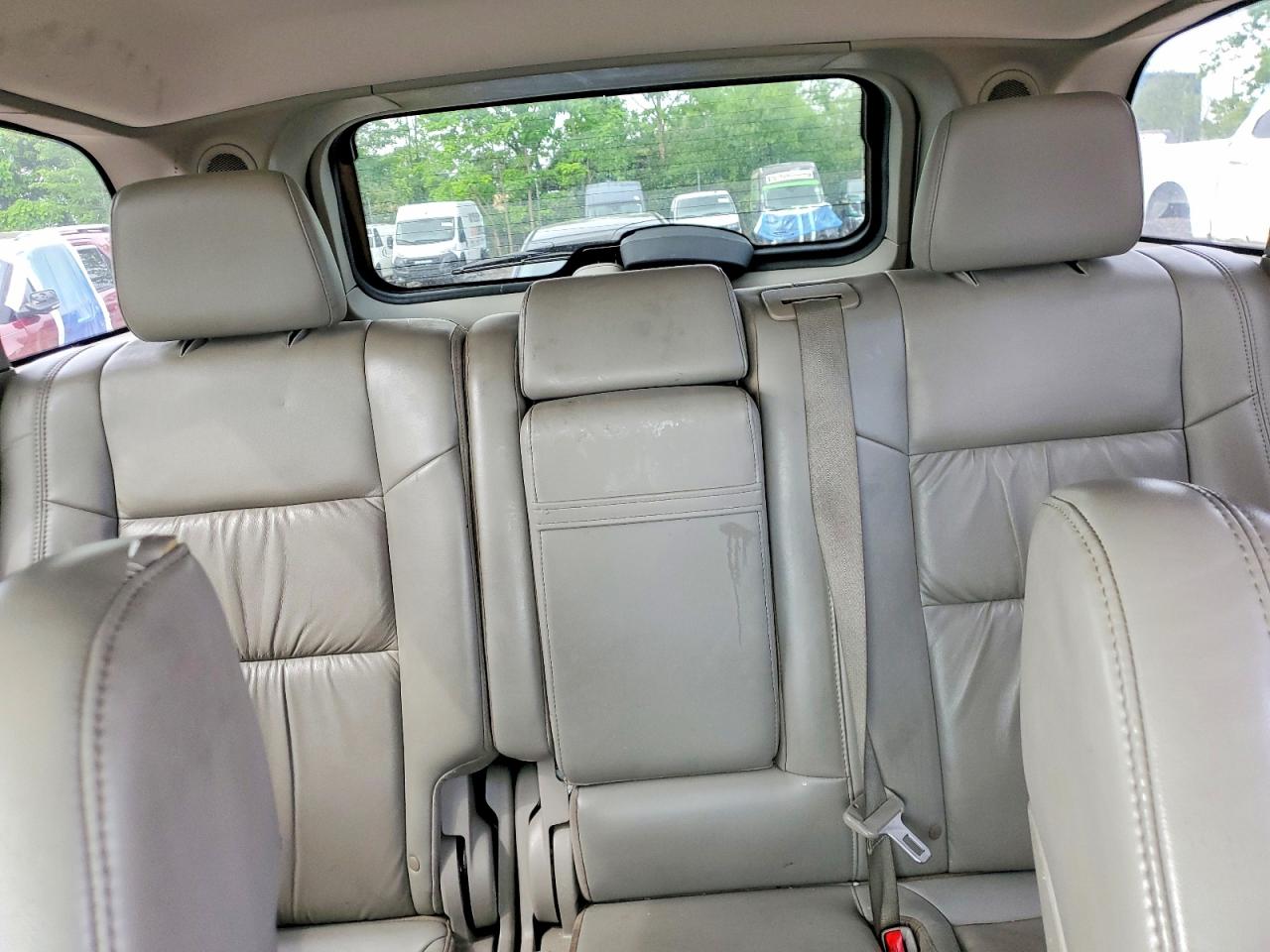 2011 Jeep Grand Cherokee Laredo White vin: 1J4RR4GG5BC587590