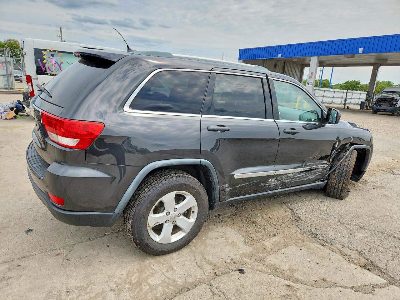 2011 Jeep Grand Cherokee Laredo Gray vin: 1J4RR4GG5BC587685