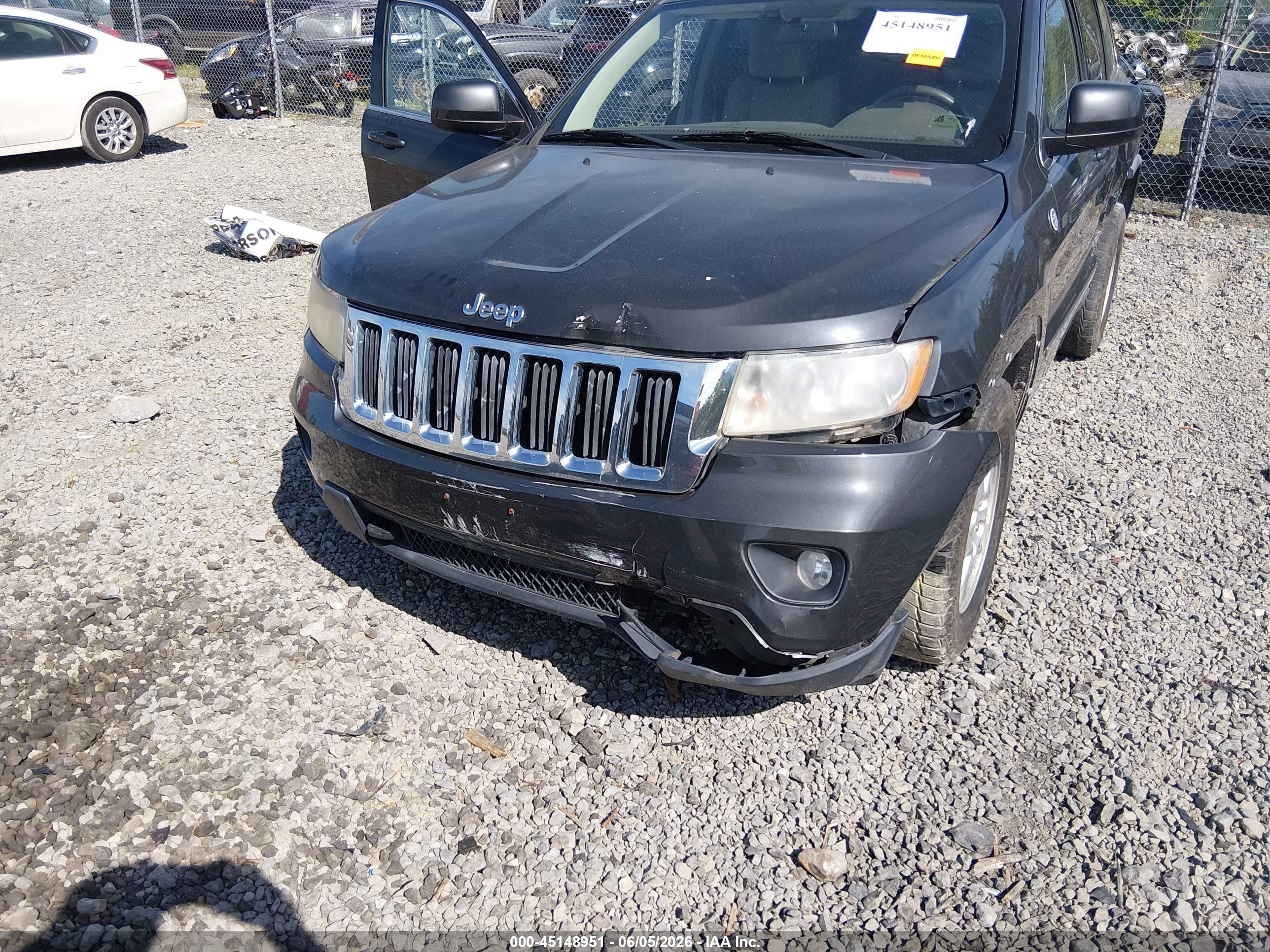 2011 Jeep Grand Cherokee Laredo Pewter vin: 1J4RR4GG5BC652423