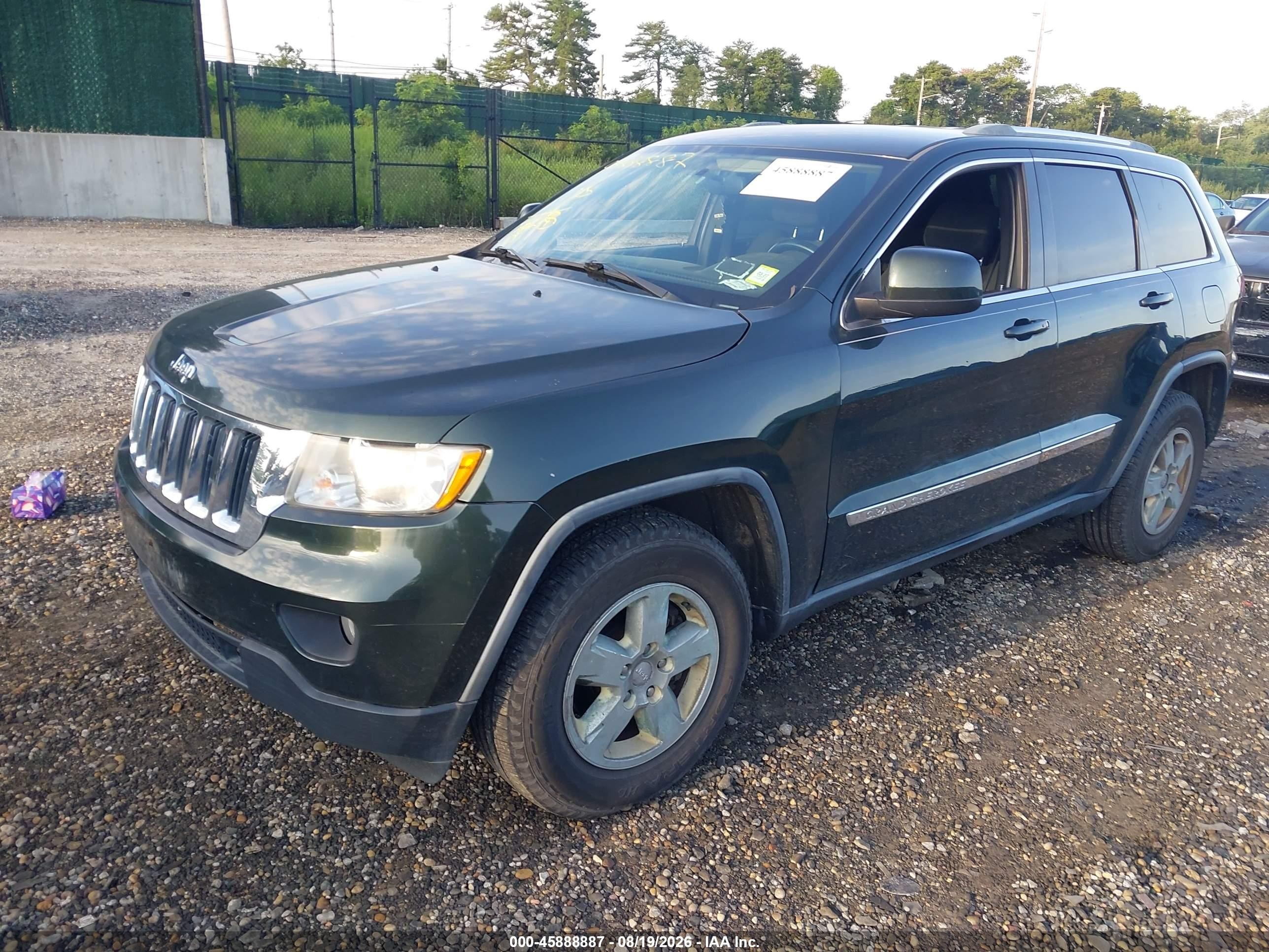 2011 Jeep Grand Cherokee Laredo Green vin: 1J4RR4GG5BC670503