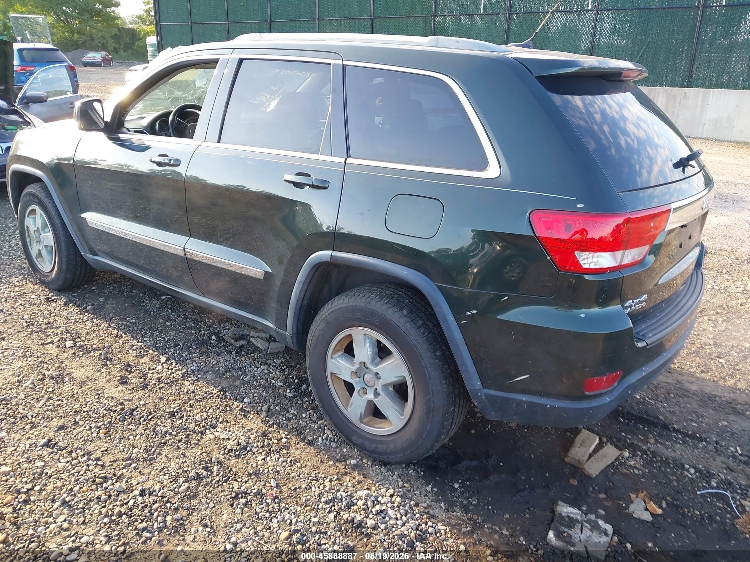 2011 Jeep Grand Cherokee Laredo Green vin: 1J4RR4GG5BC670503