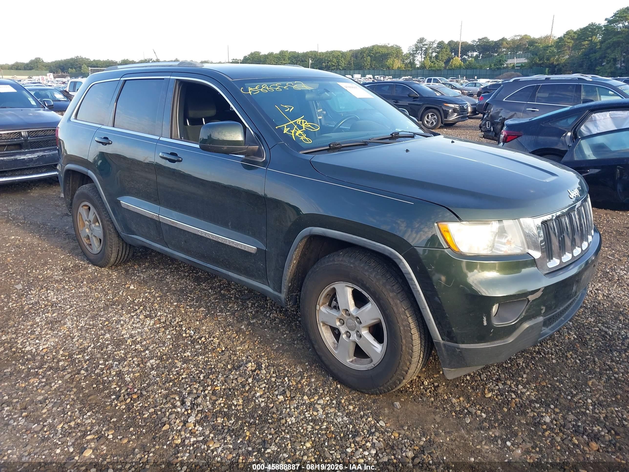 2011 Jeep Grand Cherokee Laredo Green vin: 1J4RR4GG5BC670503