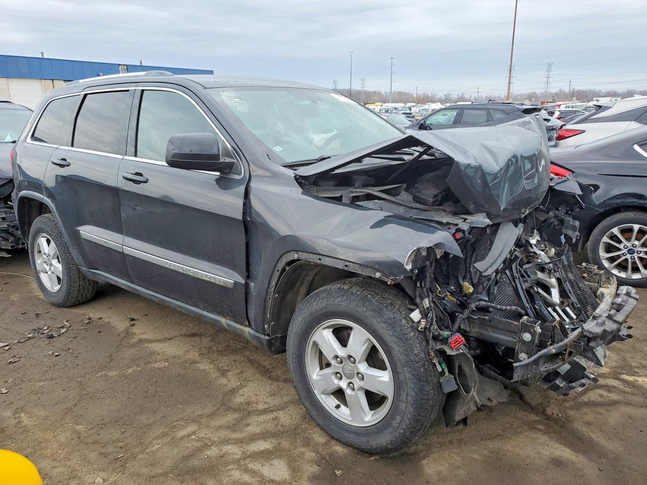 2011 Jeep Grand Cherokee Laredo Gray vin: 1J4RR4GG5BC678939