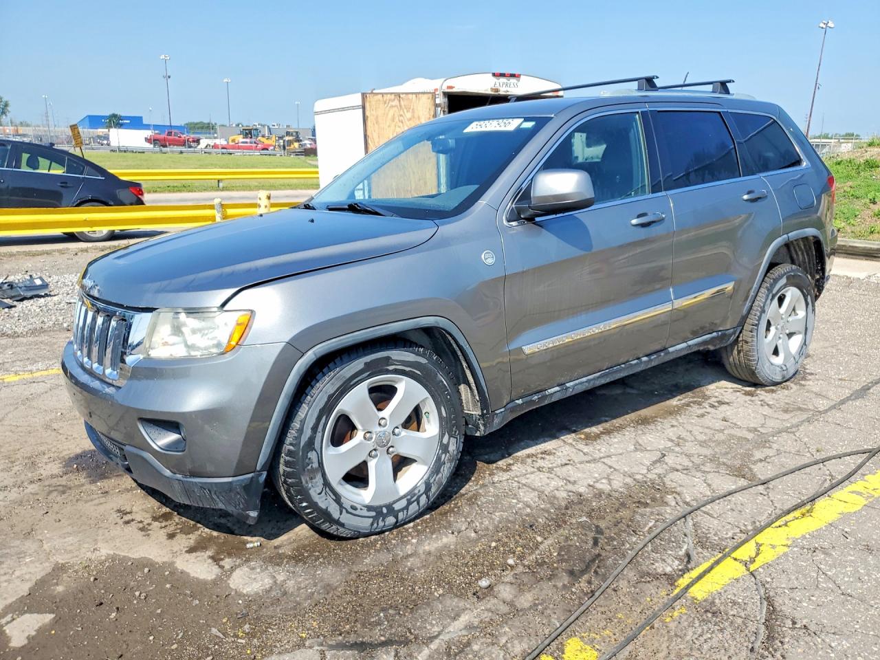 2011 Jeep Grand Cherokee Laredo Silver vin: 1J4RR4GG5BC688189