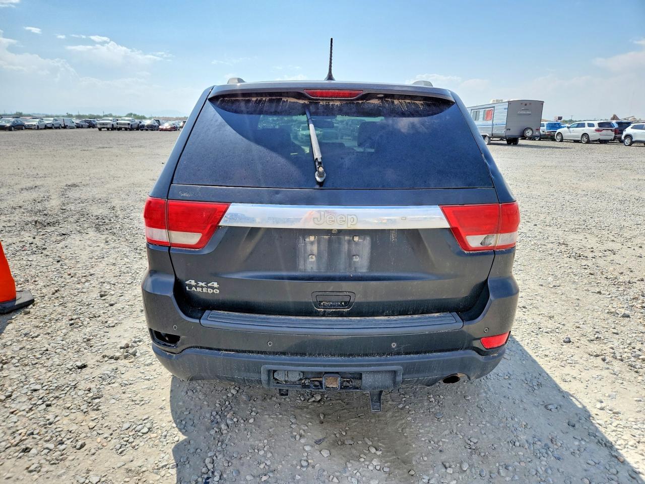 2011 Jeep Grand Cherokee Laredo Черный vin: 1J4RR4GG6BC542884
