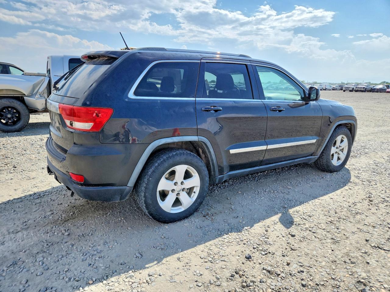 2011 Jeep Grand Cherokee Laredo Черный vin: 1J4RR4GG6BC542884