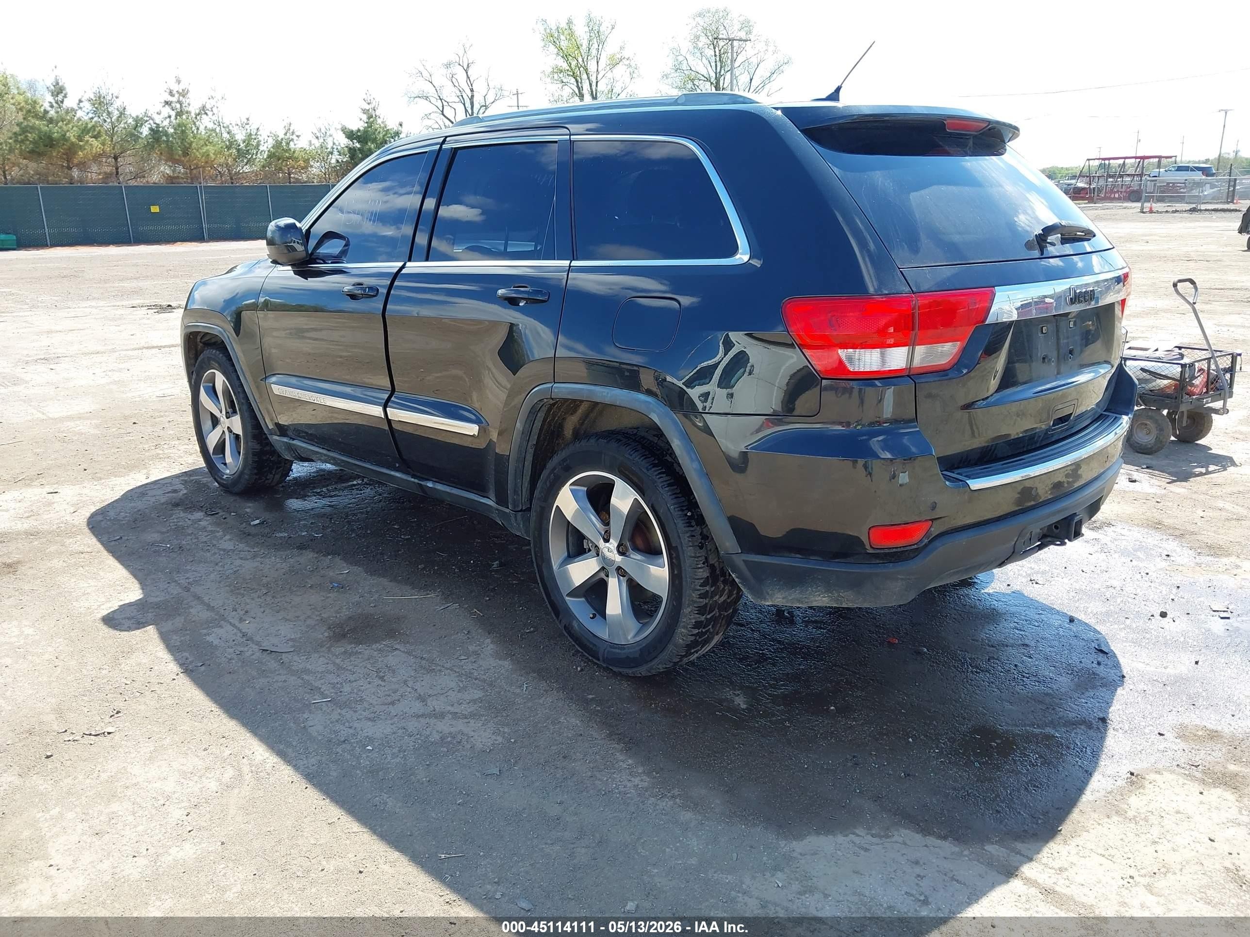 2011 Jeep Grand Cherokee Laredo Black vin: 1J4RR4GG6BC544201