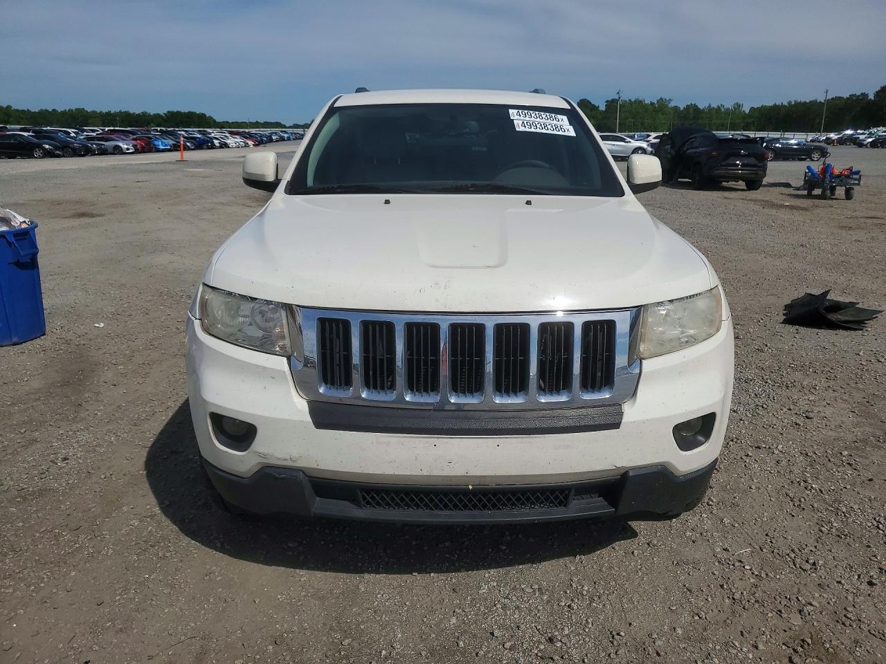2011 Jeep Grand Cherokee Laredo White vin: 1J4RR4GG6BC54887