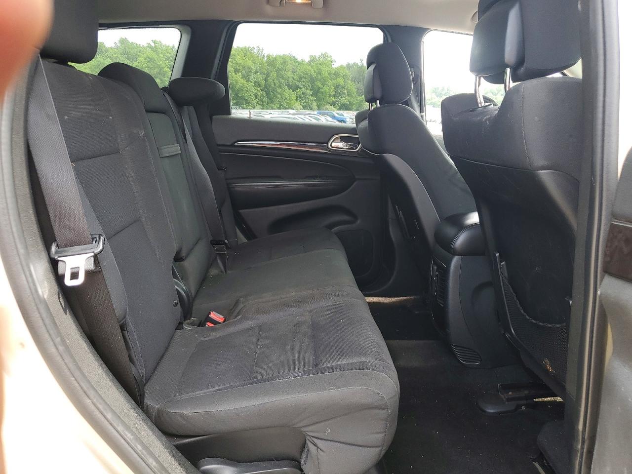 2011 Jeep Grand Cherokee Sport Gold vin: 1J4RR4GG6BC567056