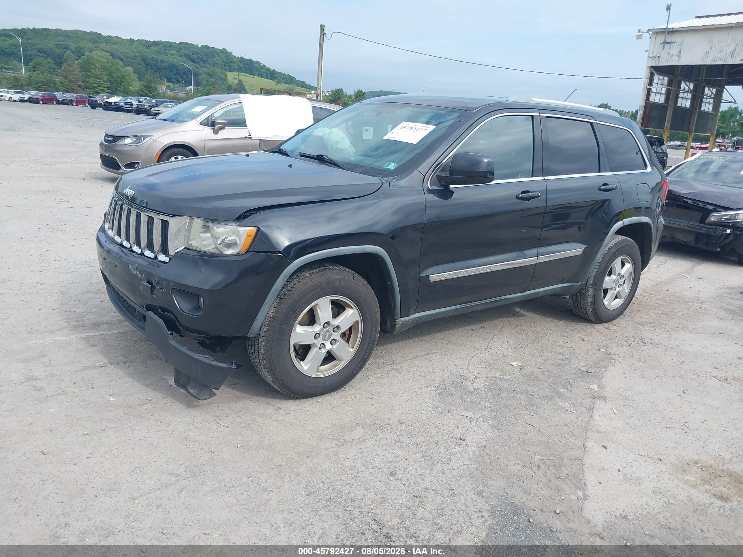 2011 Jeep Grand Cherokee Laredo Black vin: 1J4RR4GG6BC596735