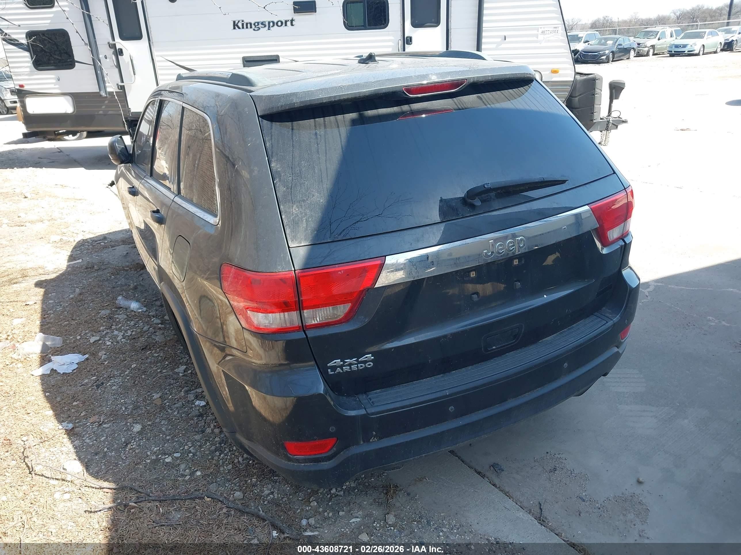 2011 Jeep Grand Cherokee Laredo Gray vin: 1J4RR4GG6BC610035