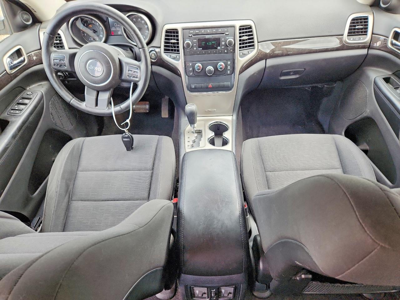 2011 Jeep Grand Cherokee Laredo Silver vin: 1J4RR4GG7BC502989