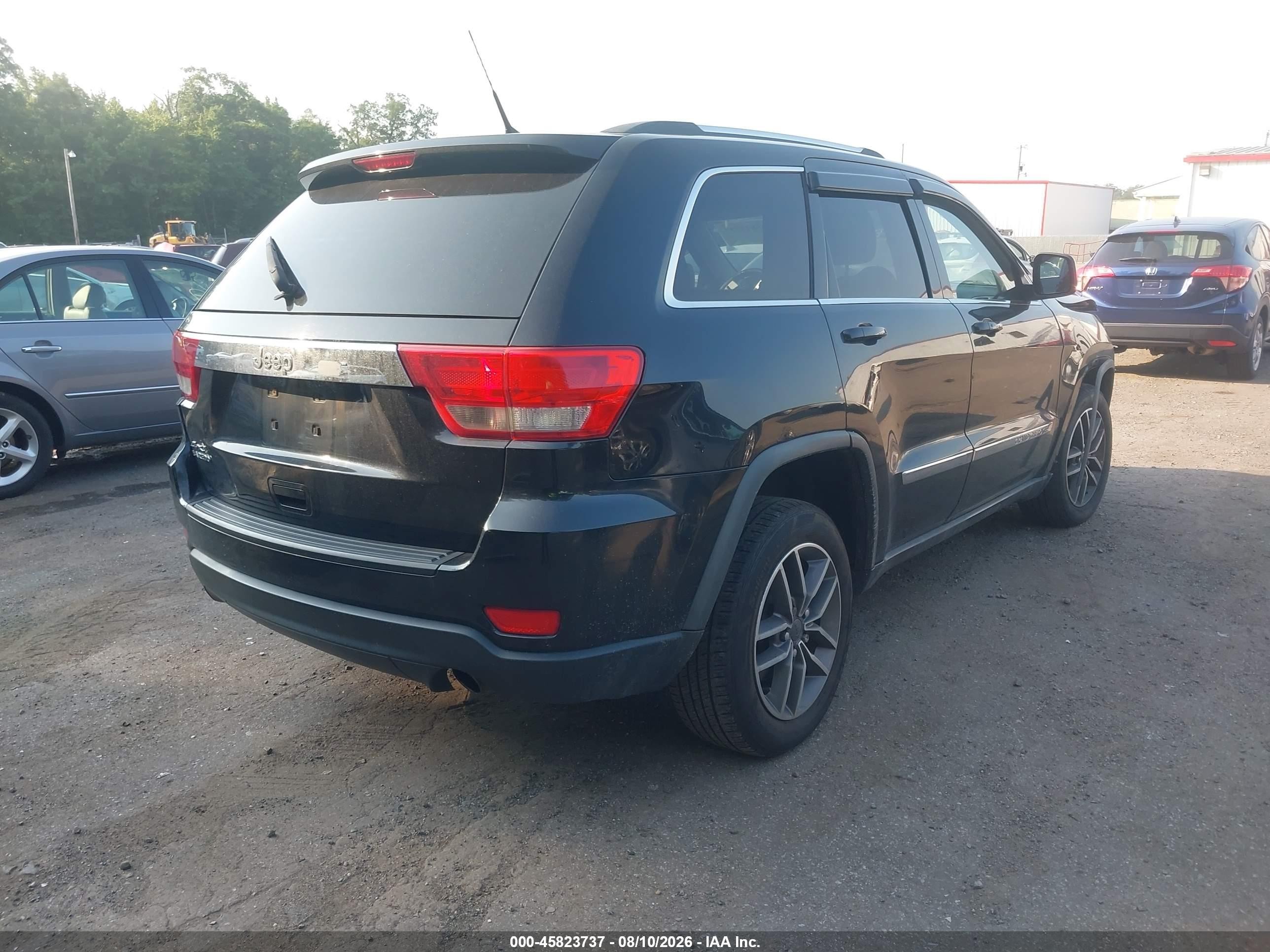 2011 Jeep Grand Cherokee Laredo Black vin: 1J4RR4GG7BC511174