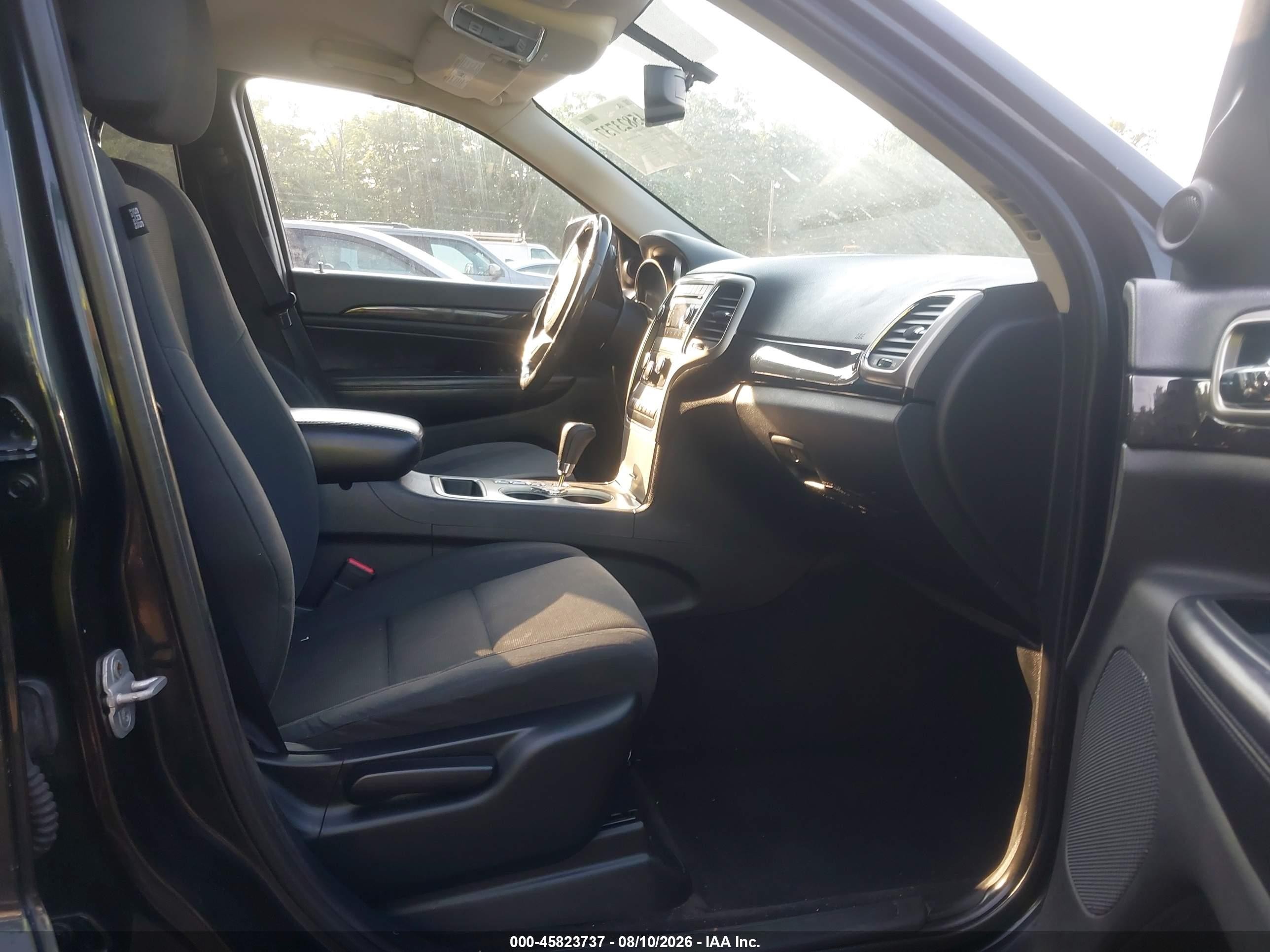 2011 Jeep Grand Cherokee Laredo Black vin: 1J4RR4GG7BC511174