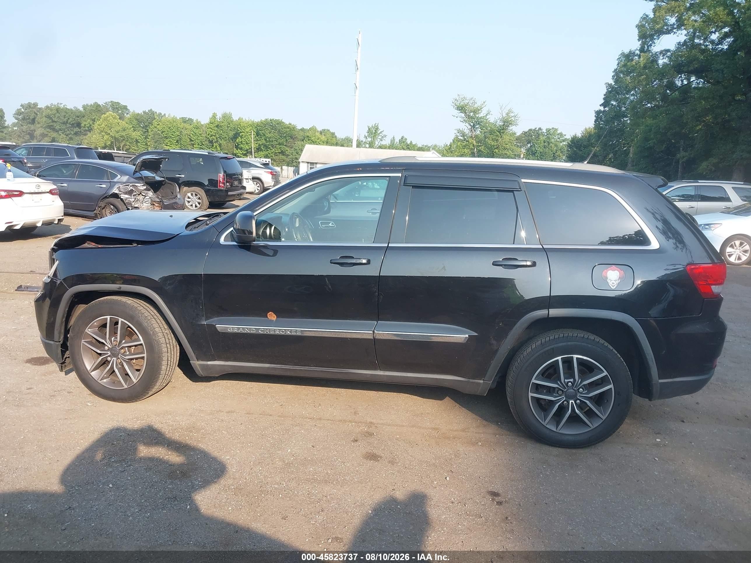 2011 Jeep Grand Cherokee Laredo Black vin: 1J4RR4GG7BC511174