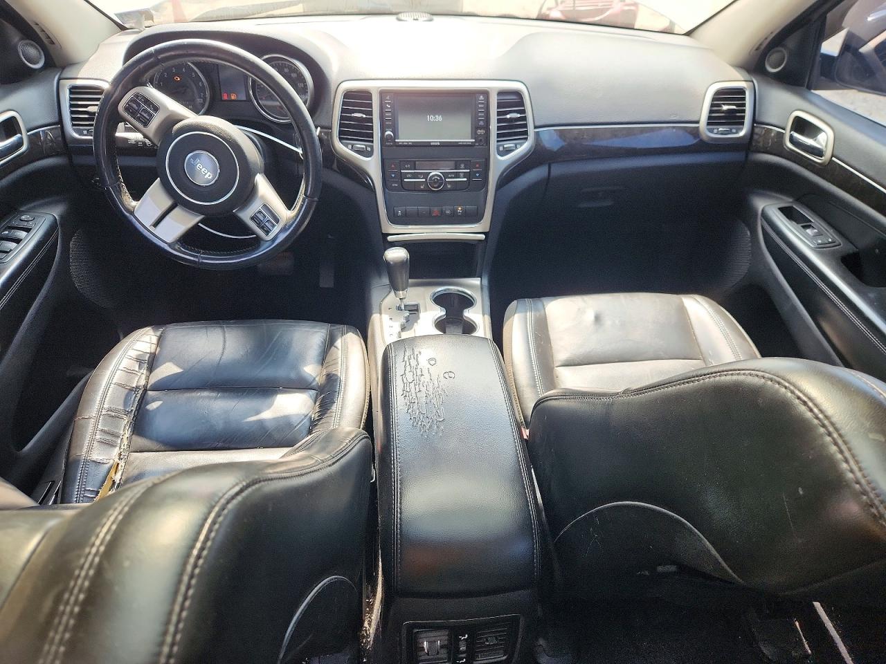 2011 Jeep Grand Cherokee Laredo White vin: 1J4RR4GG7BC544272