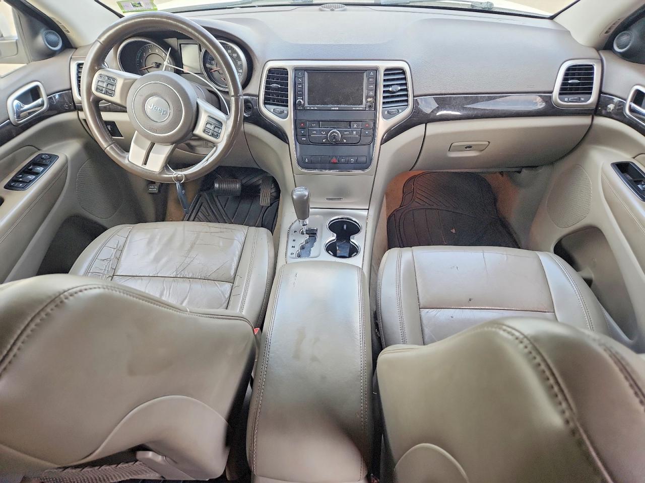 2011 Jeep Grand Cherokee Laredo White vin: 1J4RR4GG7BC544448