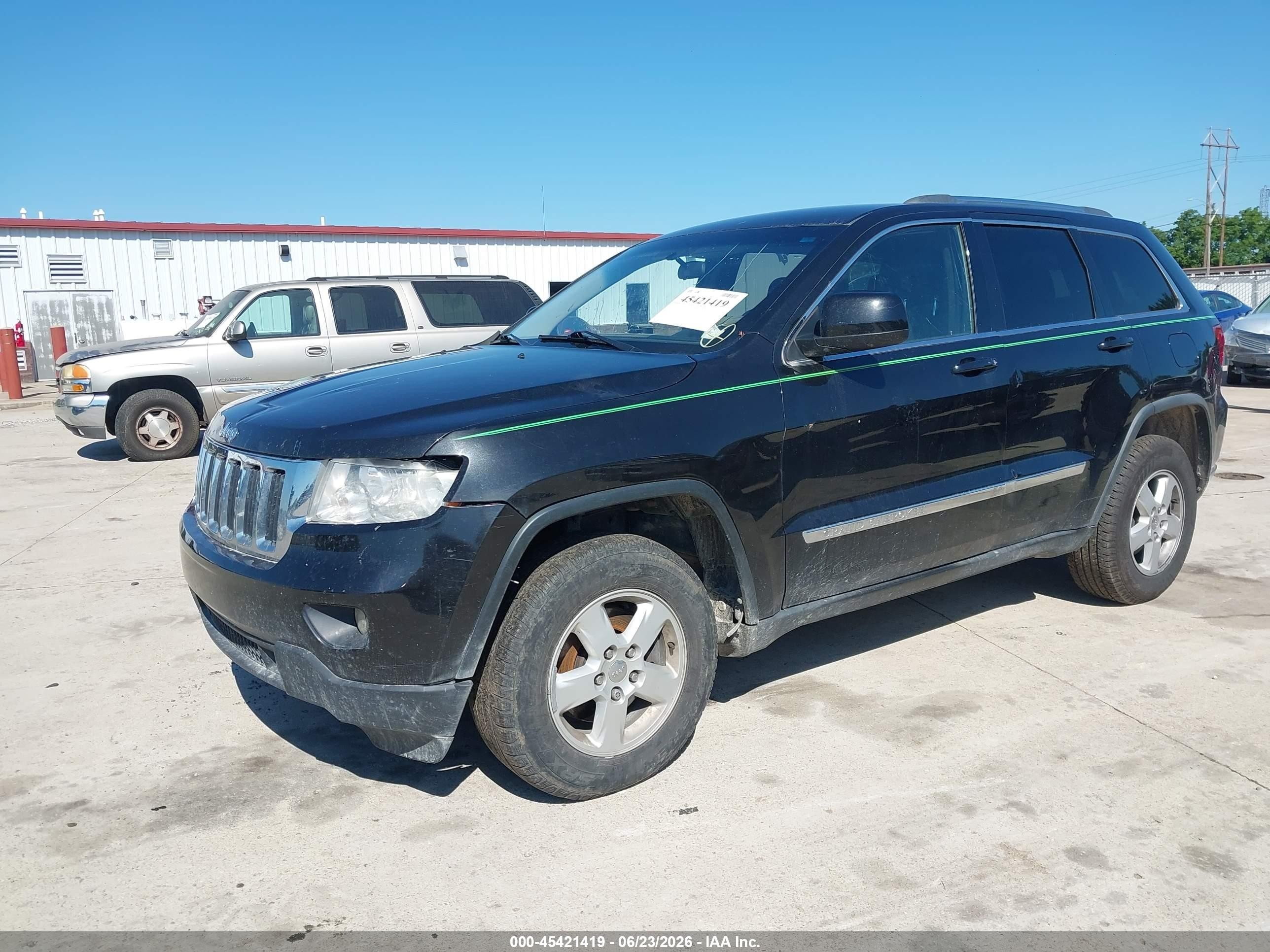 2011 Jeep Grand Cherokee Laredo Black vin: 1J4RR4GG8BC504475