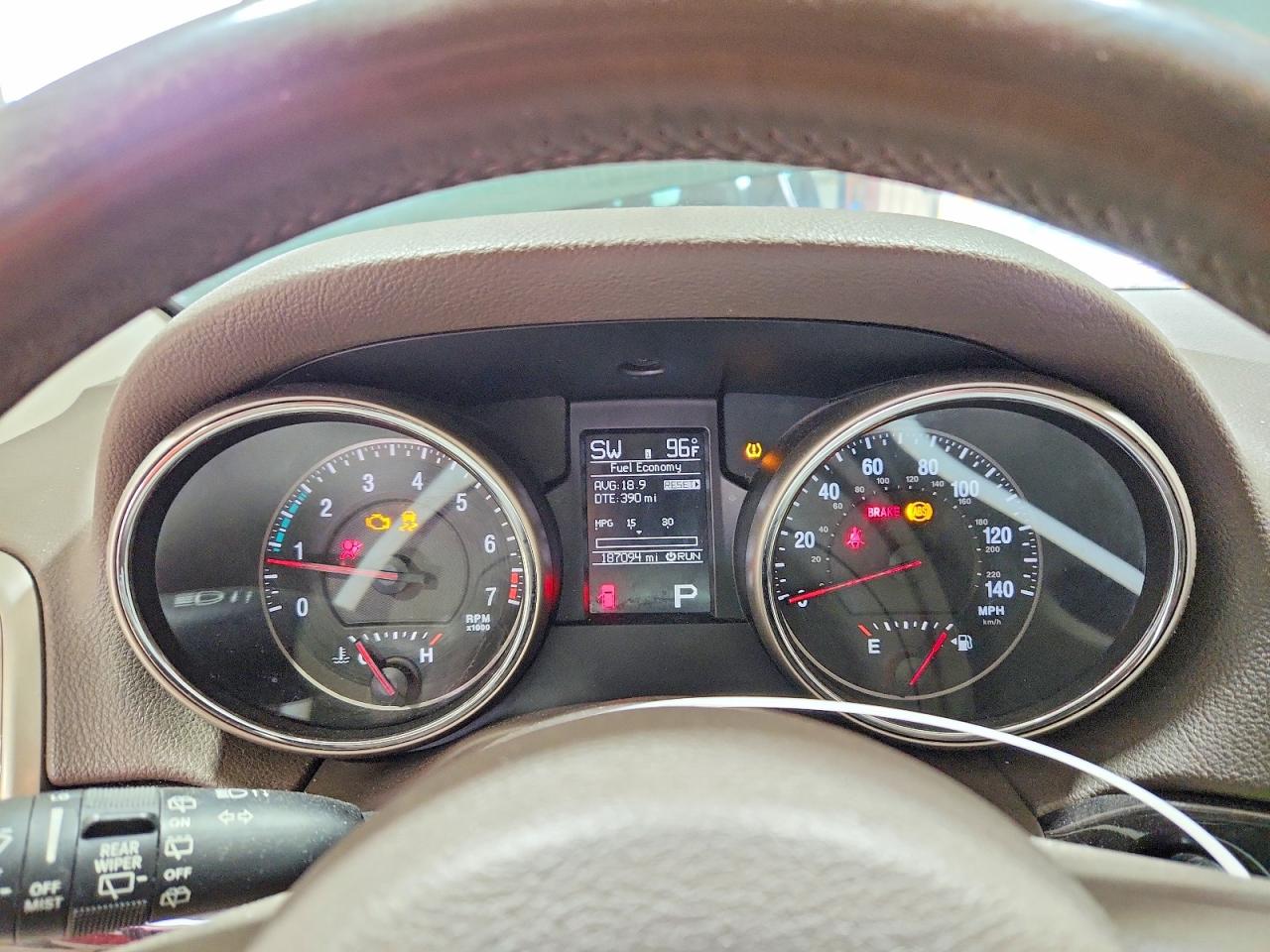 2011 Jeep Grand Cherokee Laredo Green vin: 1J4RR4GG8BC520482