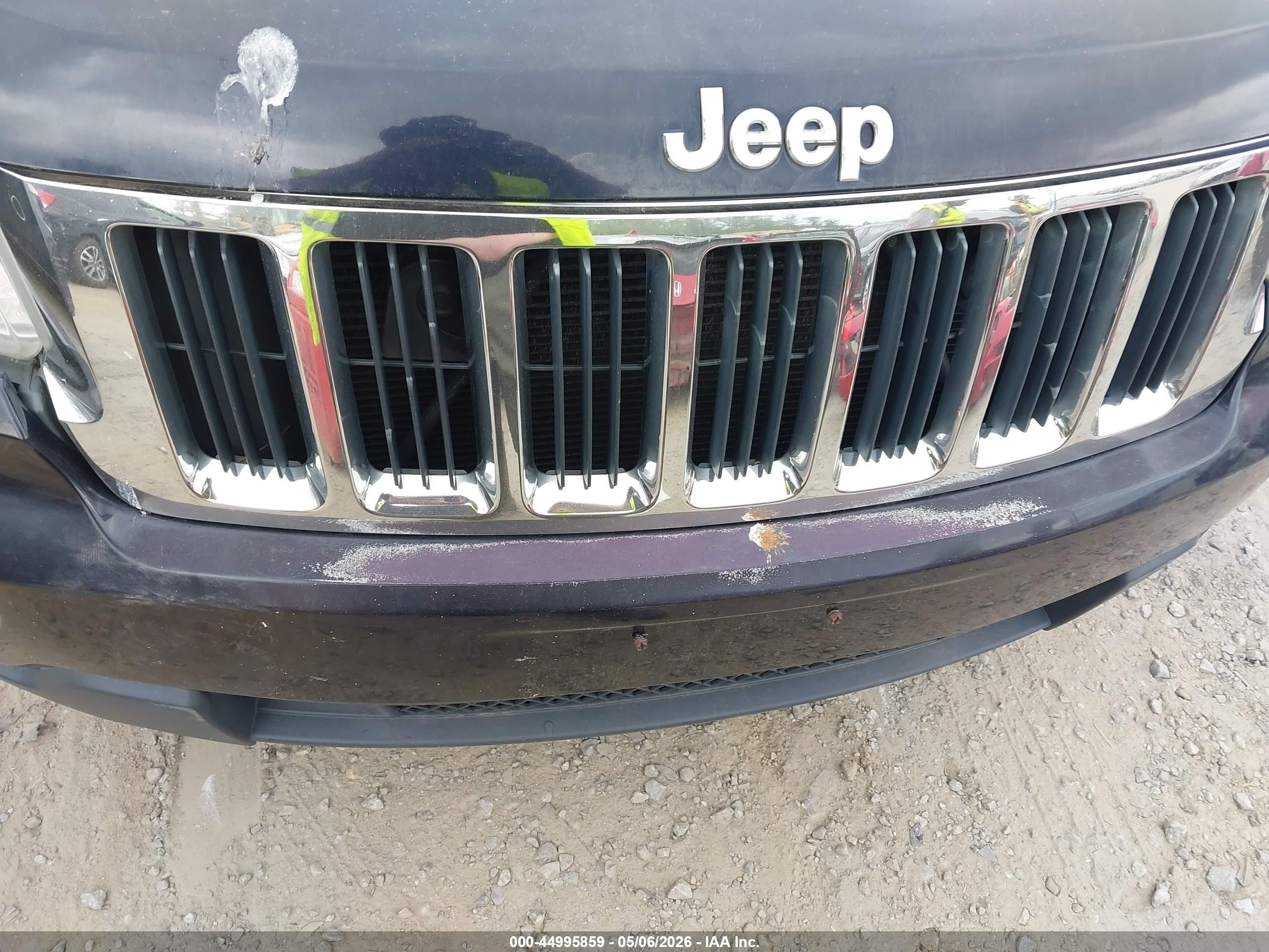 2011 Jeep Grand Cherokee Laredo Black vin: 1J4RR4GG8BC523253