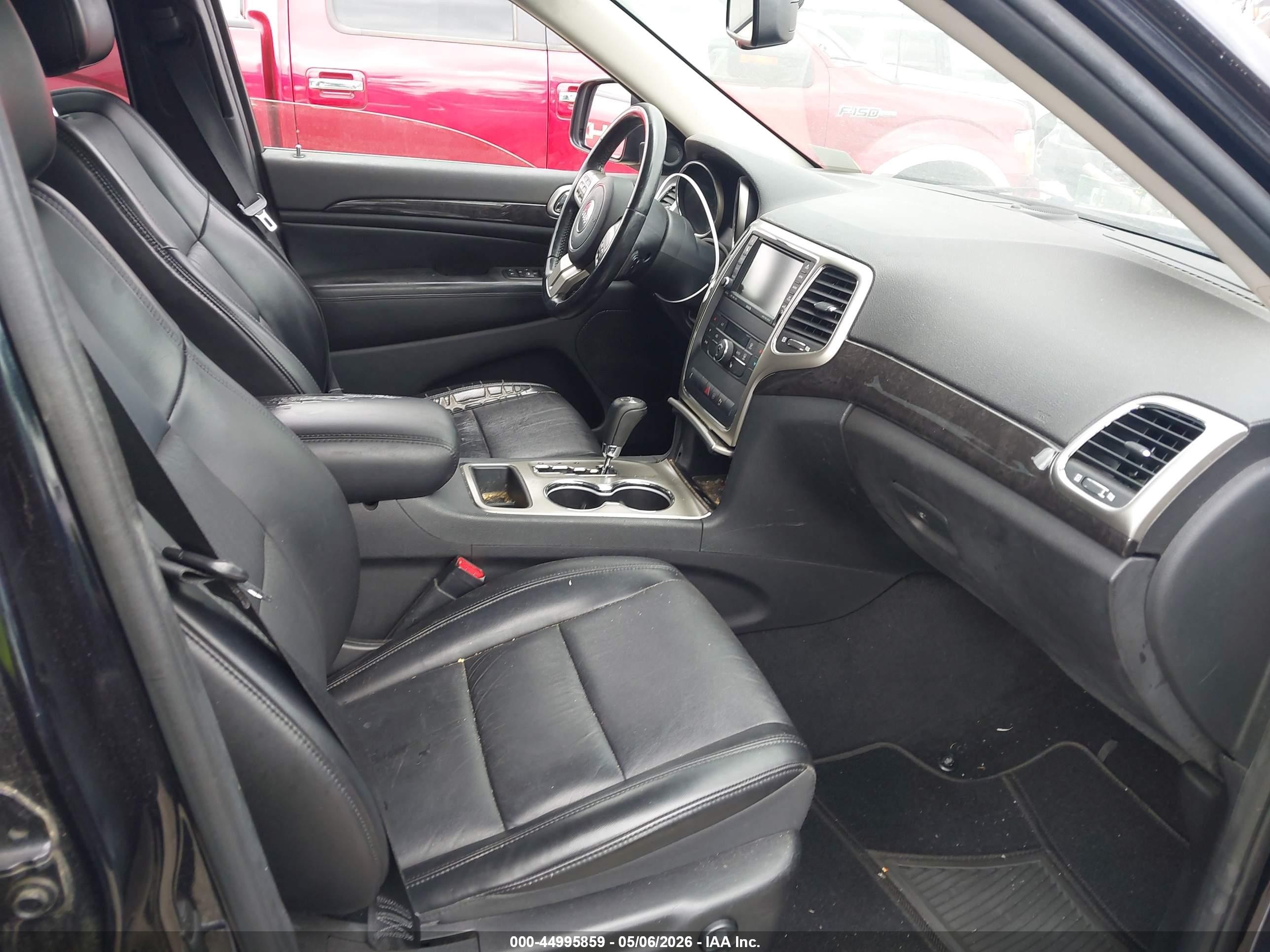 2011 Jeep Grand Cherokee Laredo Black vin: 1J4RR4GG8BC523253