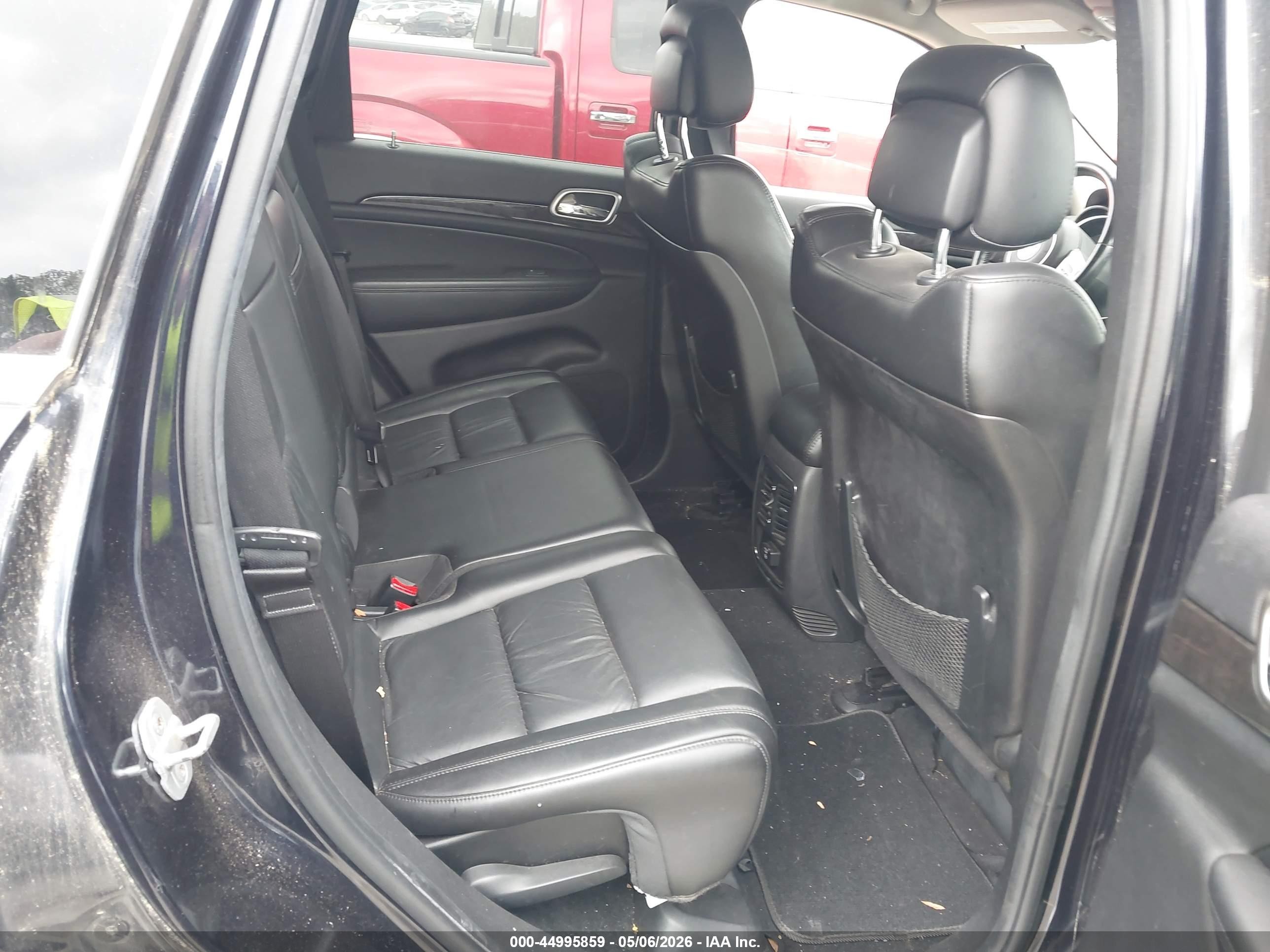 2011 Jeep Grand Cherokee Laredo Black vin: 1J4RR4GG8BC523253
